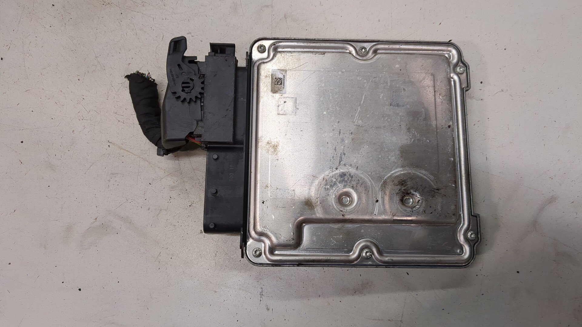 Блок управления двигателем