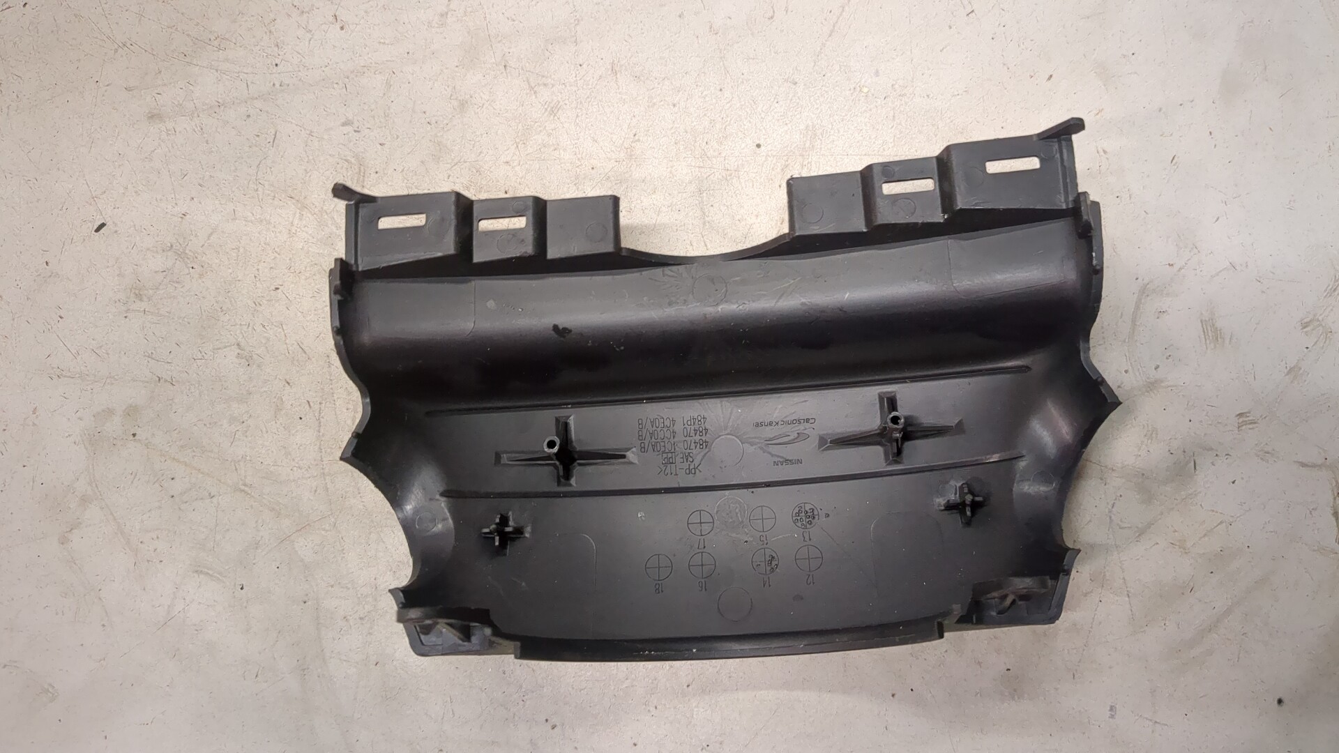 Кожух рулевой колонки