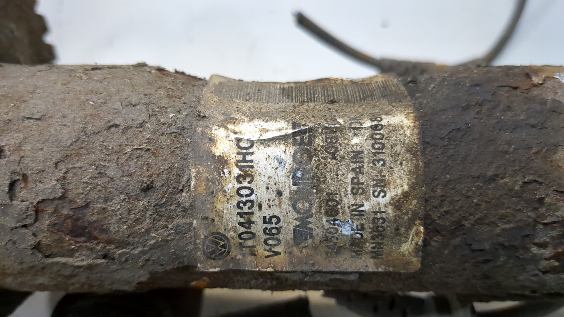 Амортизатор передний