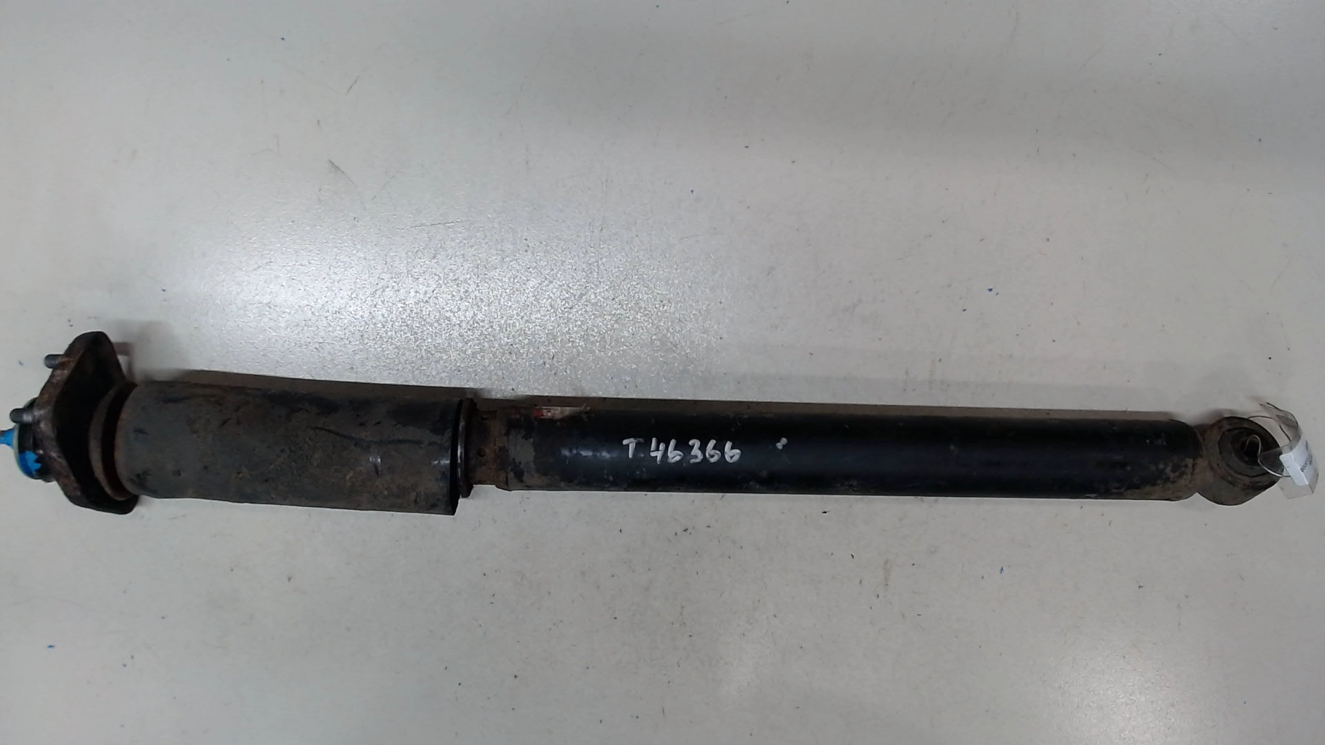 Амортизатор задний (стойка)