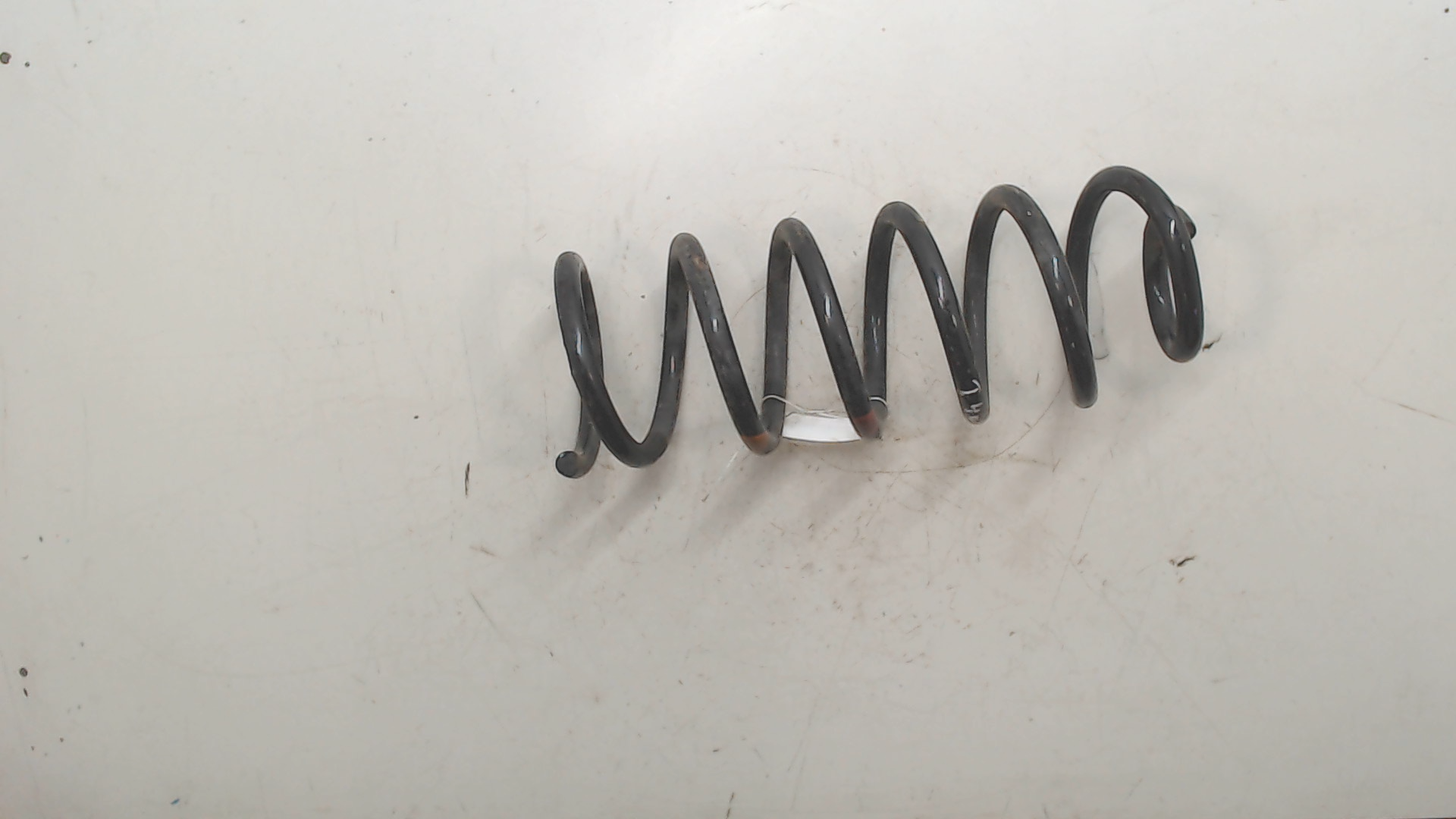 Пружина задняя