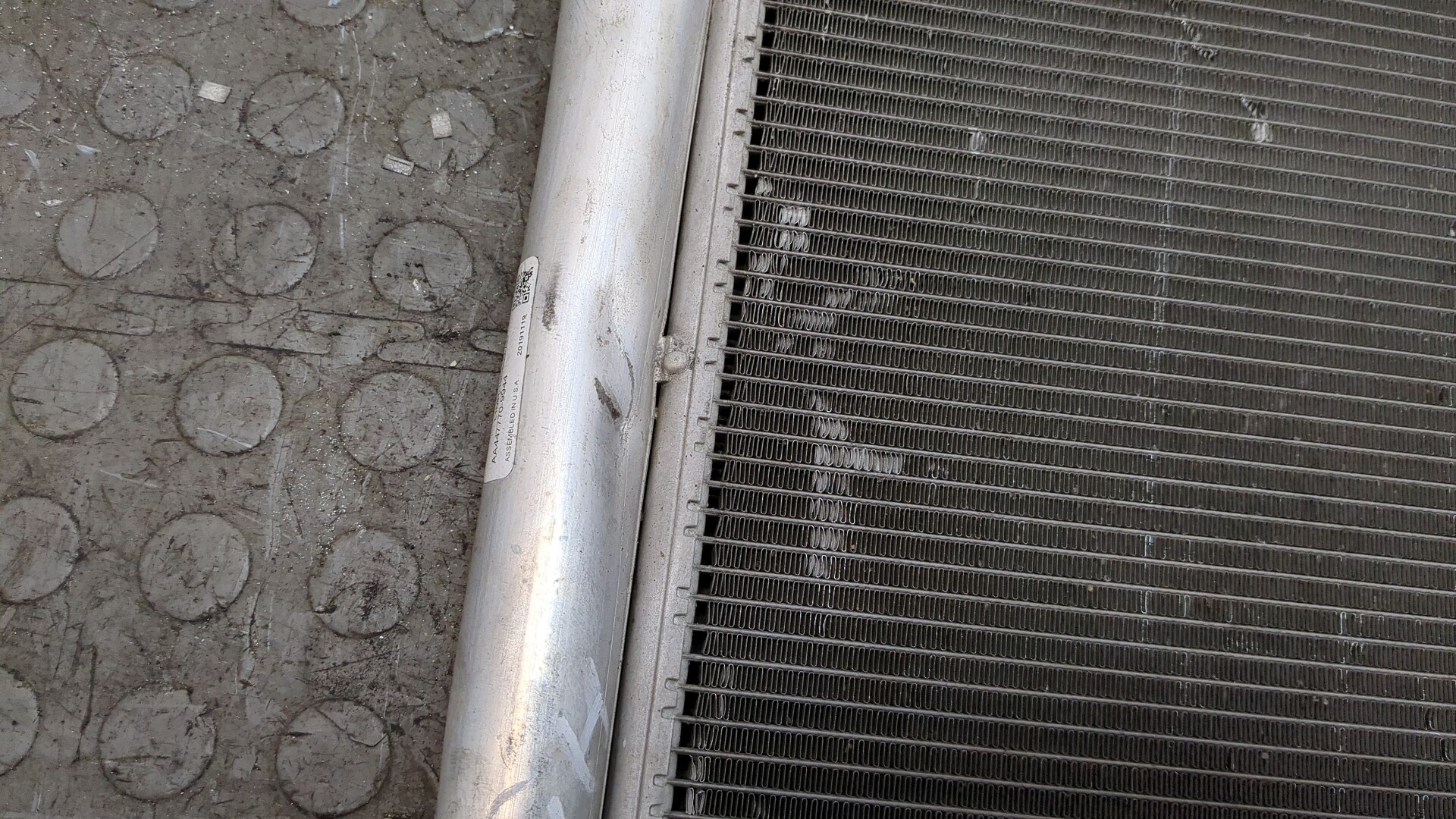 Радиатор кондиционера / конденсер