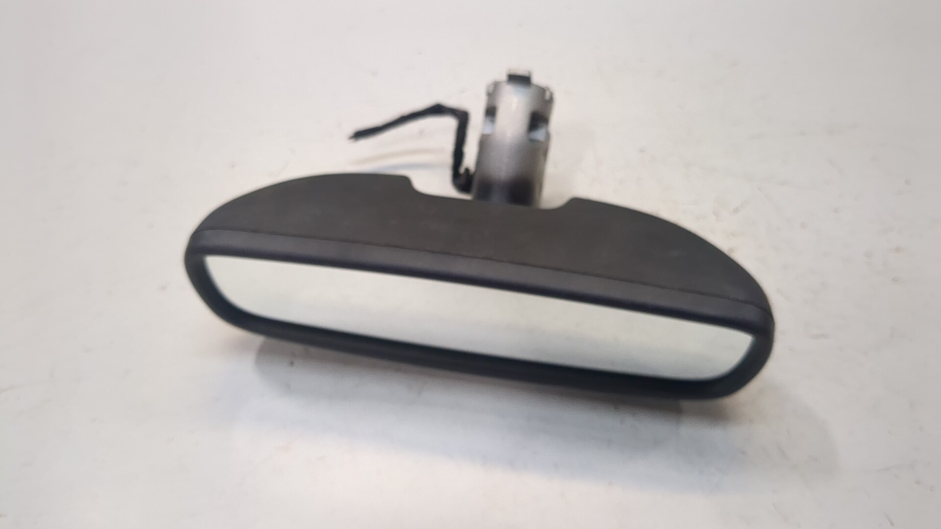 Зеркало заднего вида