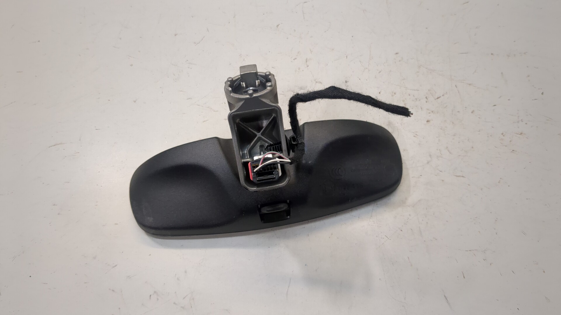 Зеркало заднего вида