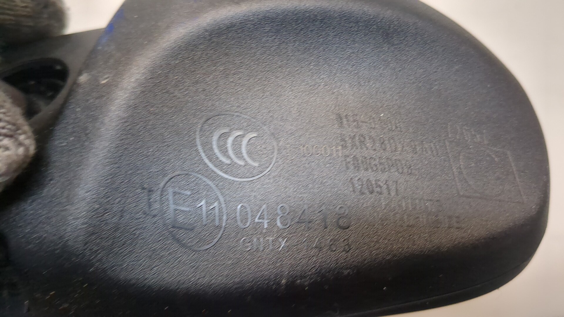 Зеркало заднего вида