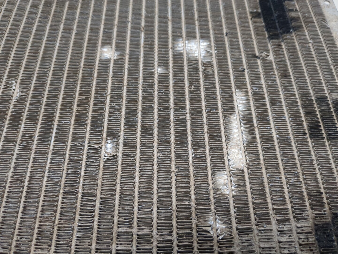 Радиатор охлаждения двигателя основной