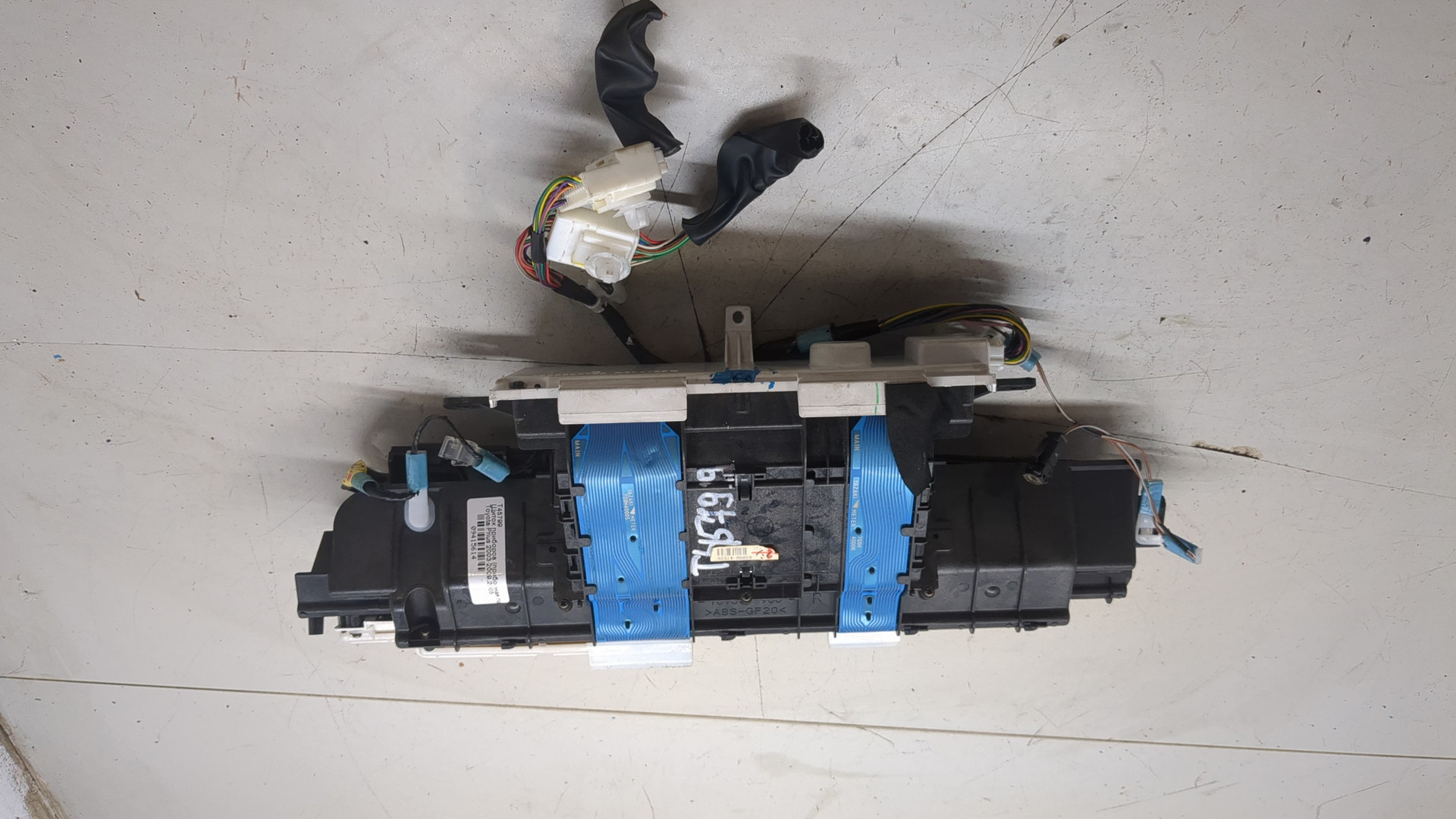 Панель приборов