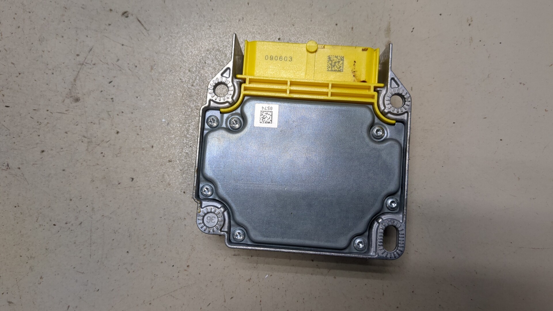 Блок управления подушек безопасности (AIR BAG)