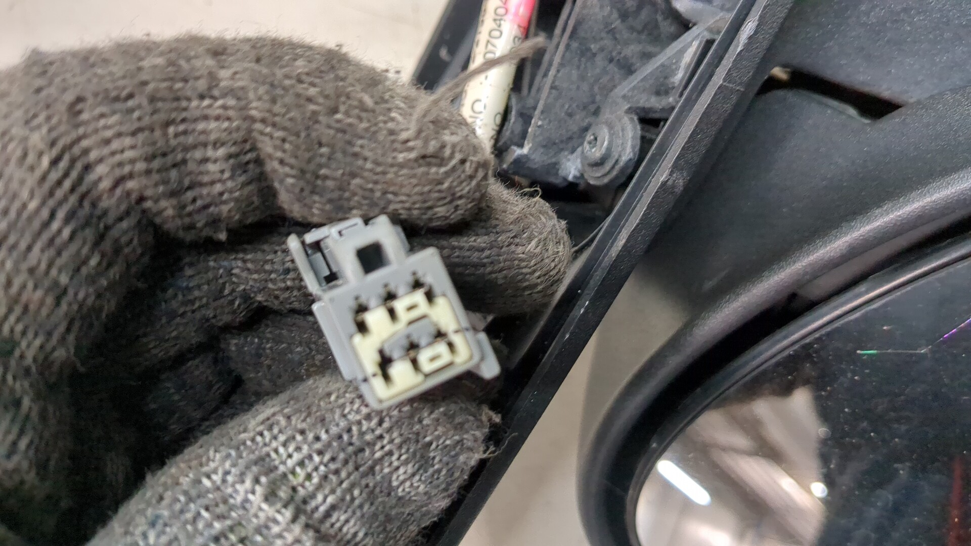 Зеркало левое электрическое