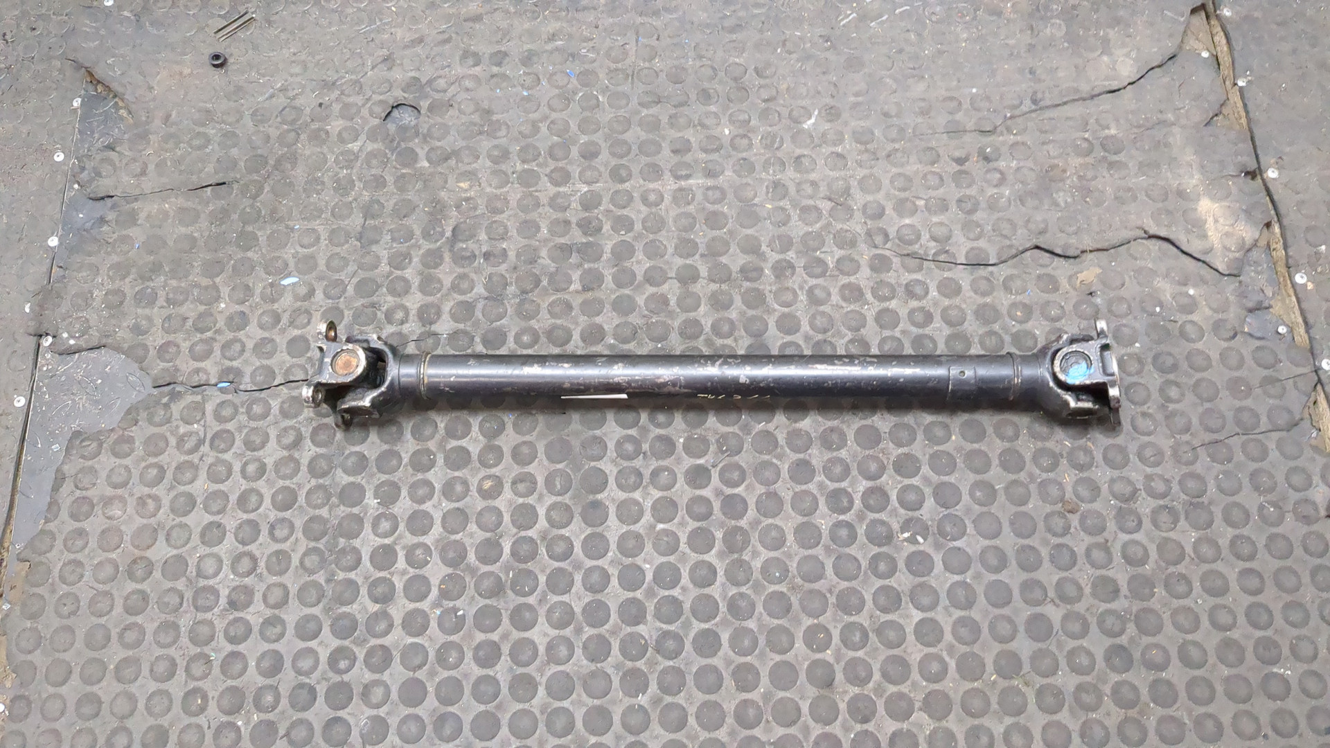 Вал карданный передний