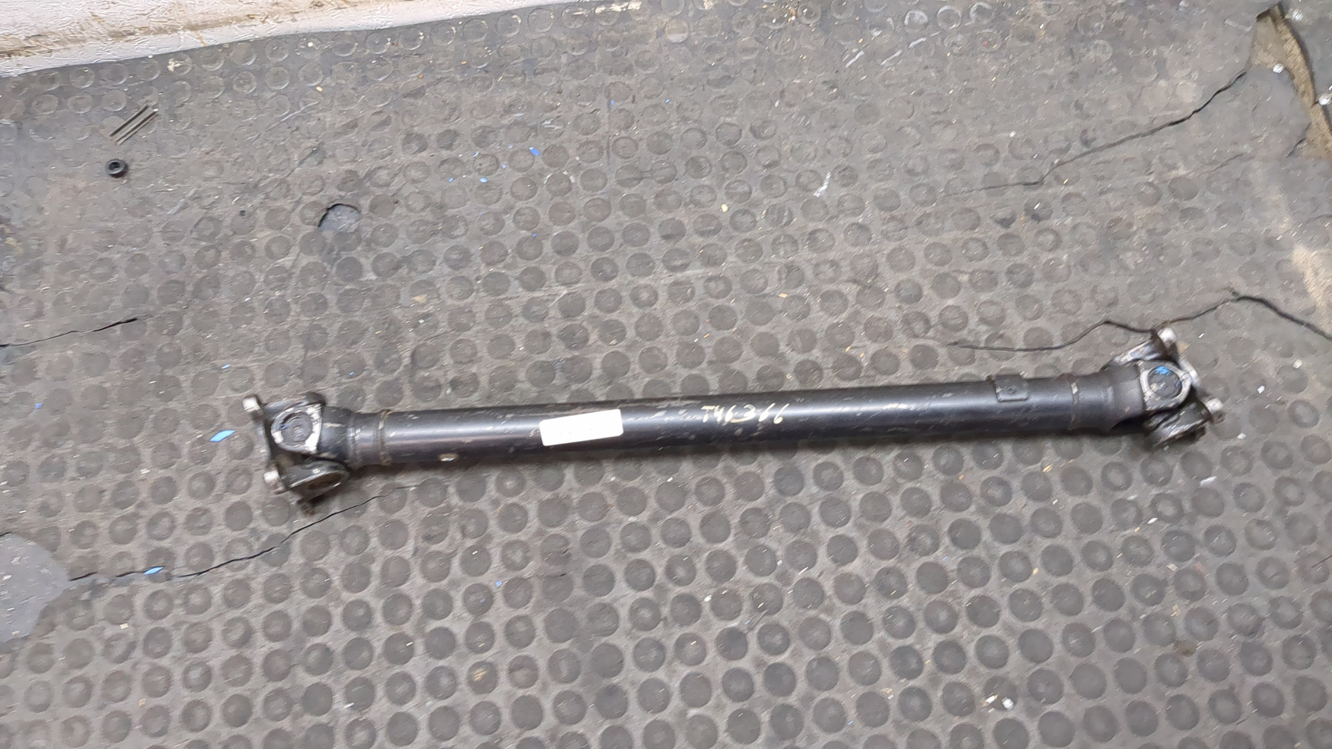 Вал карданный передний