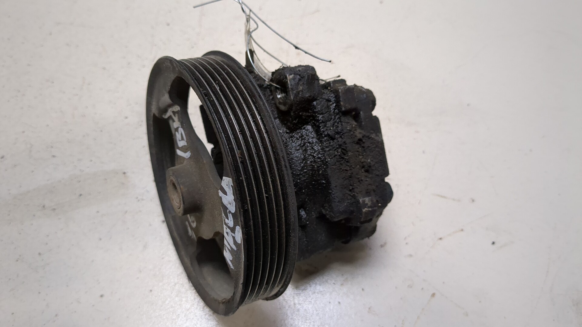 Насос ГУР (гидроусилитель руля)