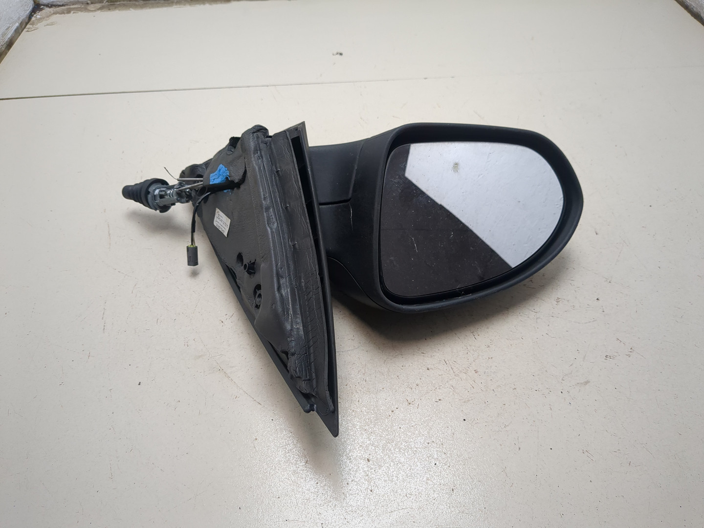 Зеркало левое электрическое