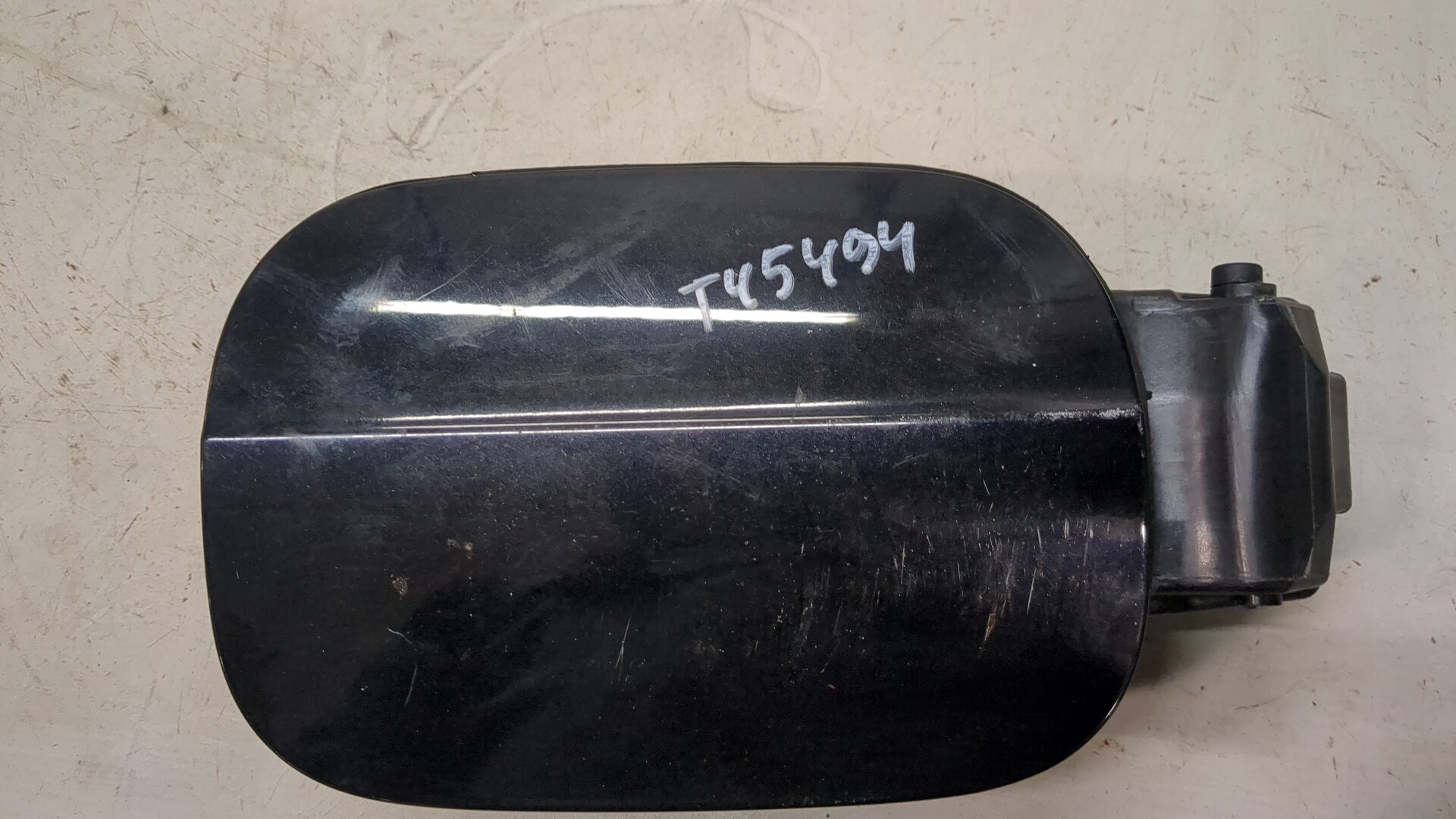 Лючок бензобака