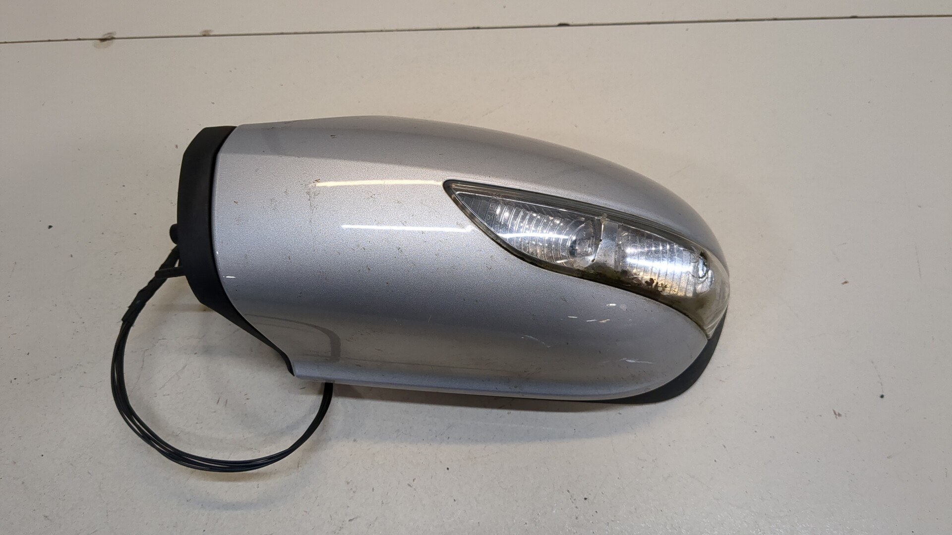 Зеркало левое электрическое