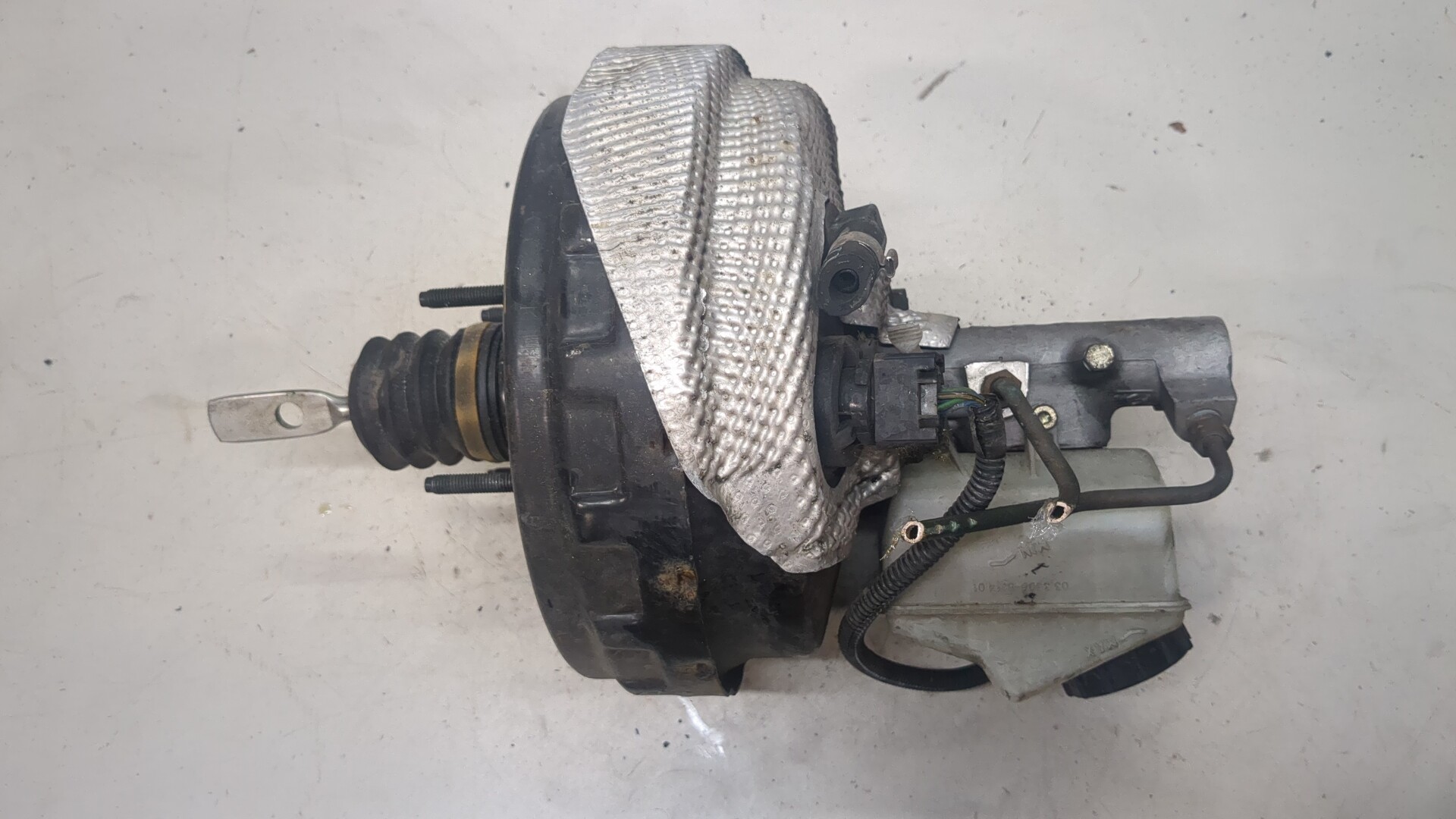 Цилиндр тормозной главный