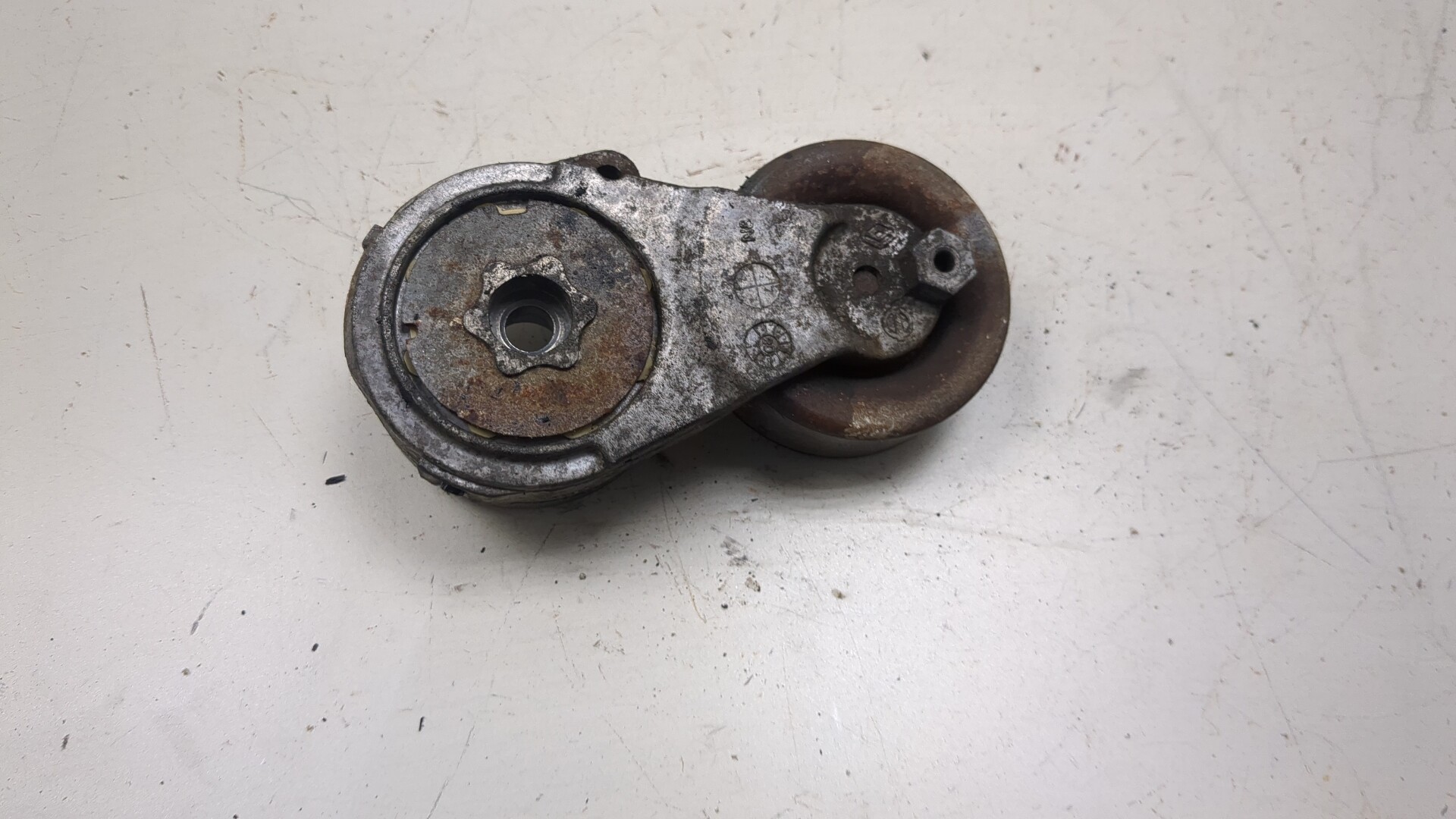 Механизм натяжения ремня ГРМ