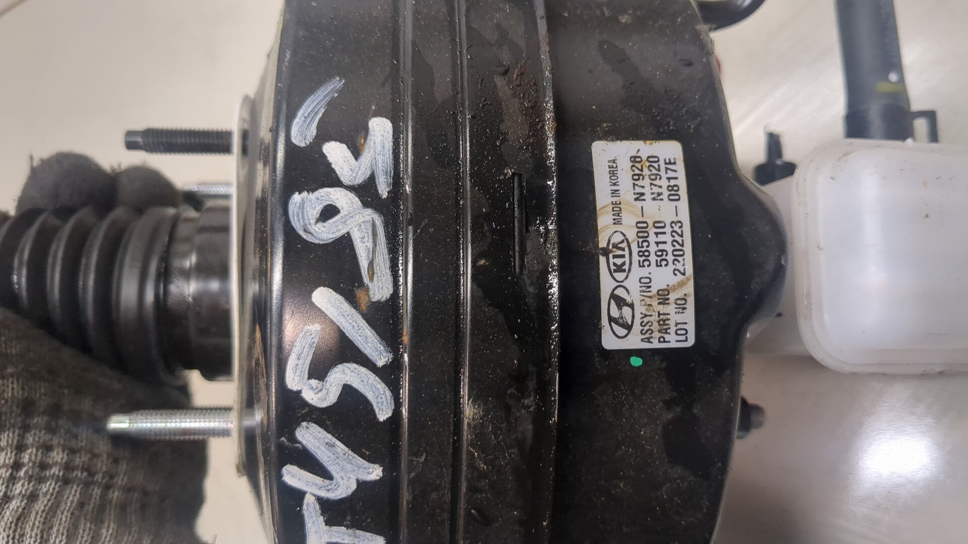 Цилиндр тормозной главный