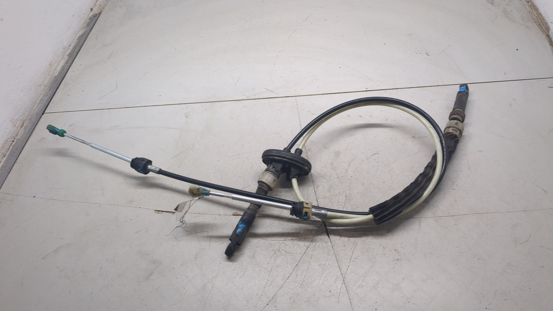 Трос КПП (выбора/переключения передач)