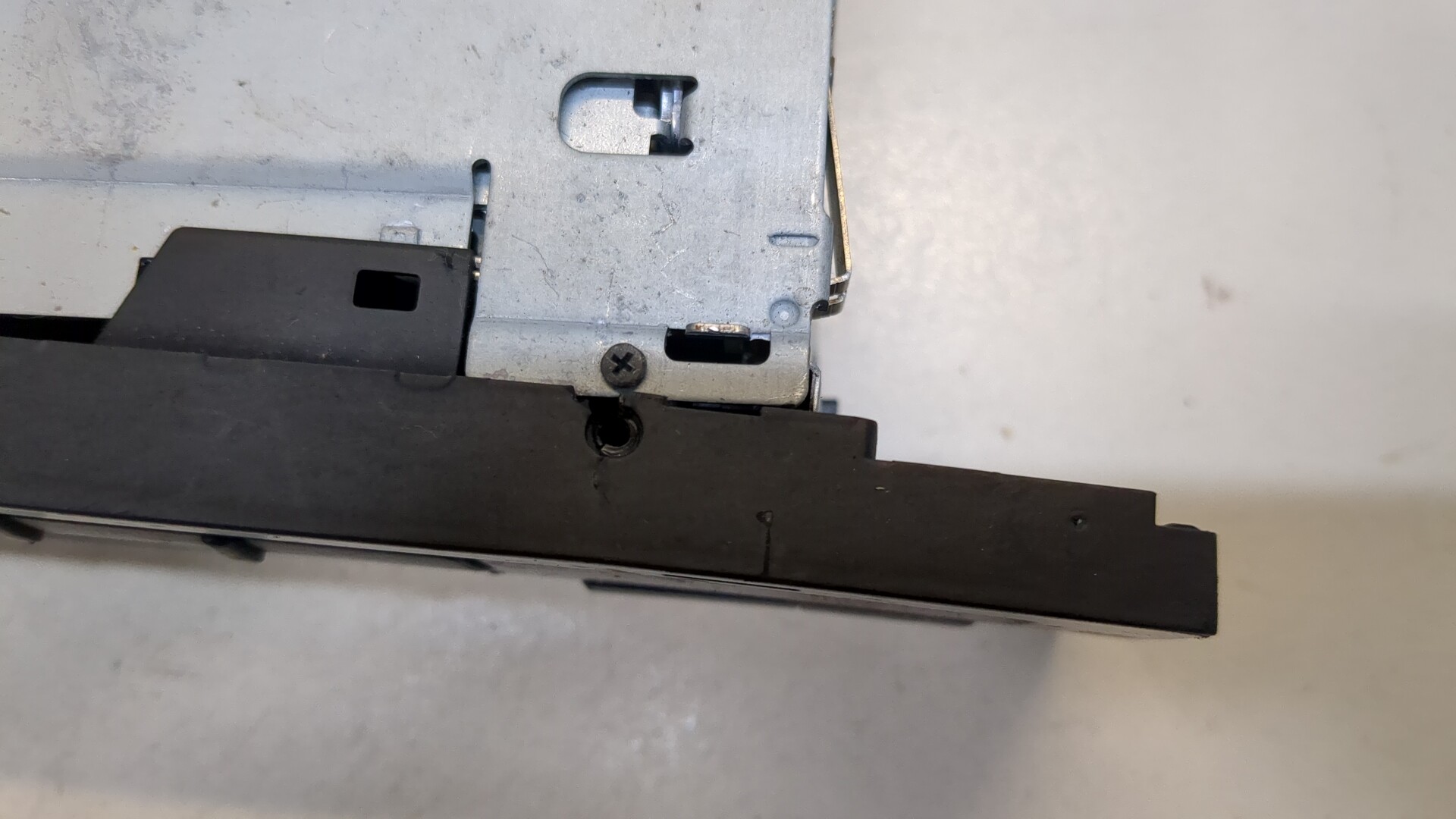 Проигрыватель CD/DVD