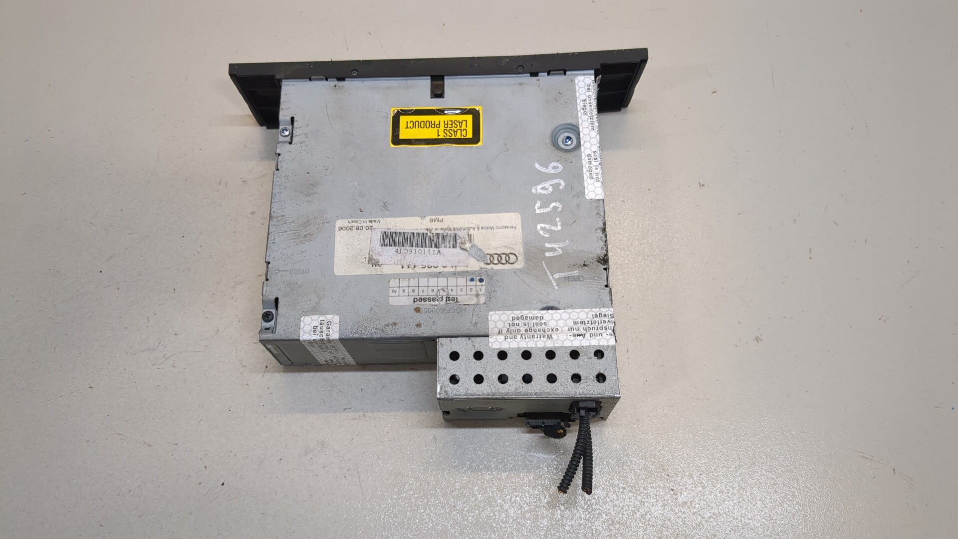 Проигрыватель CD/DVD