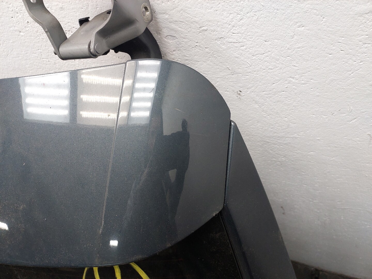 Дверь багажника