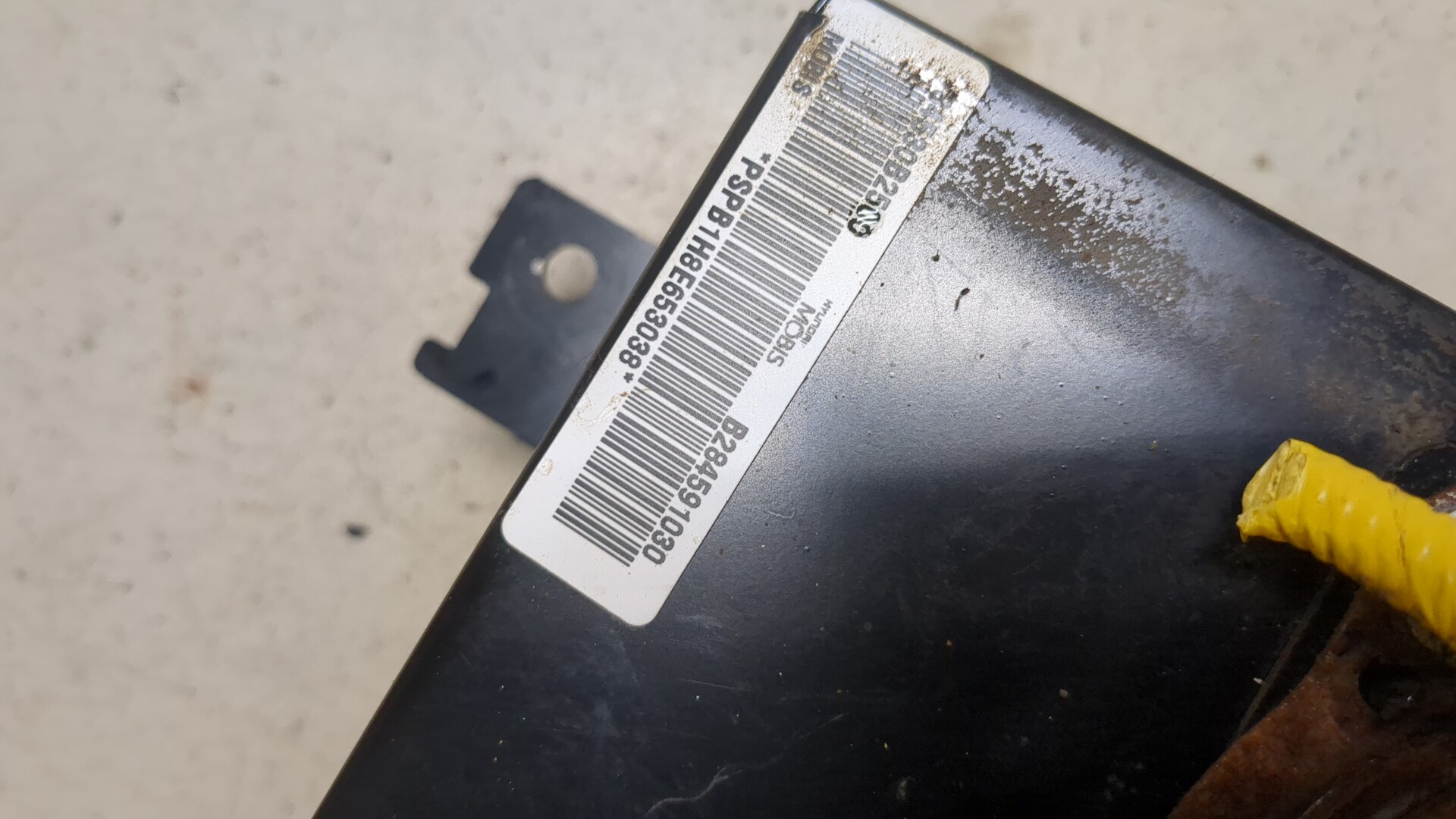 Подушка безопасности пассажирская (в торпедо)