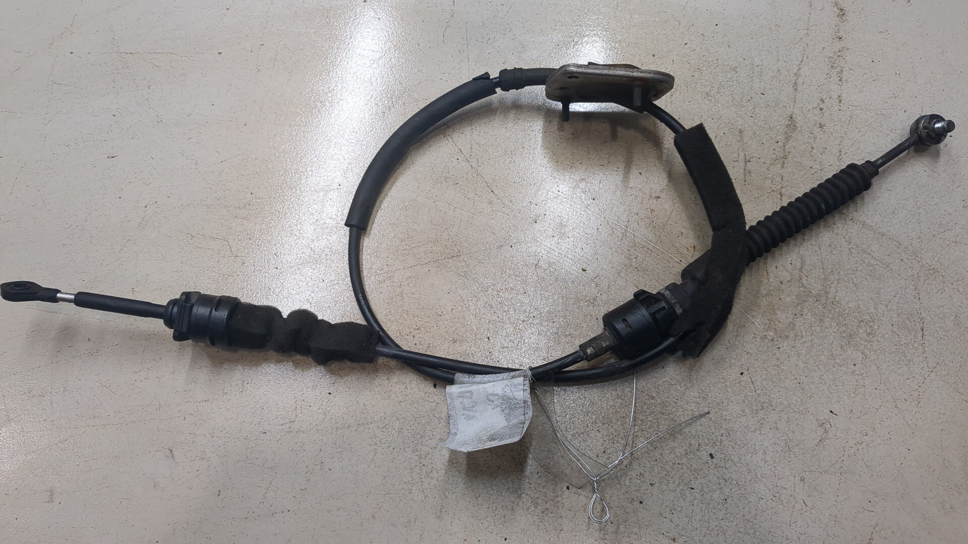 Трос КПП (выбора/переключения передач)