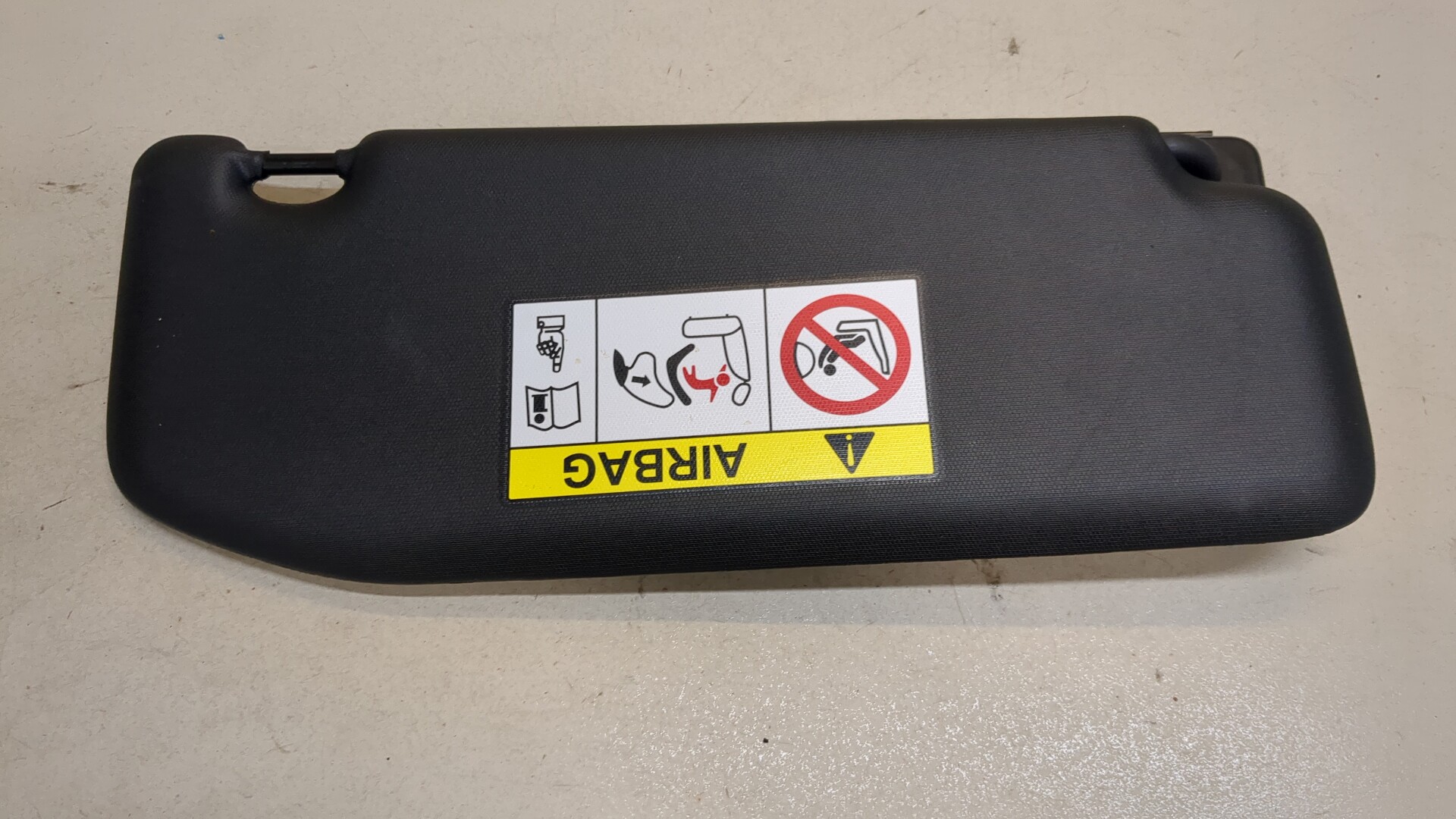 Козырек солнцезащитный