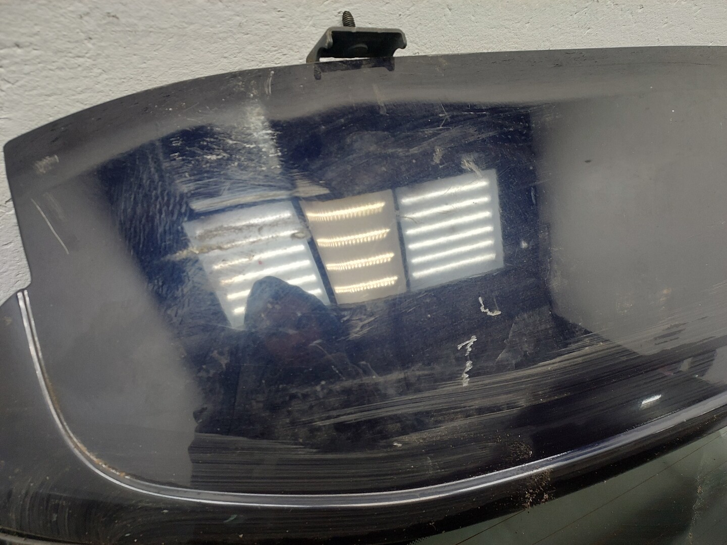 Дверь багажника