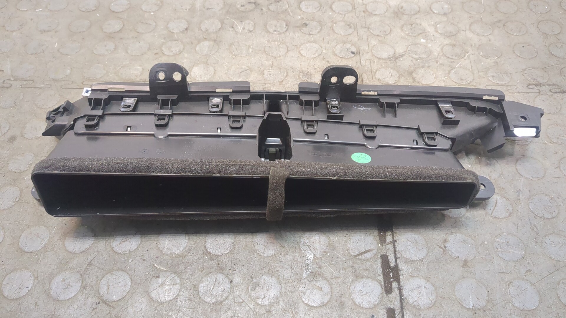 Дефлектор воздушный