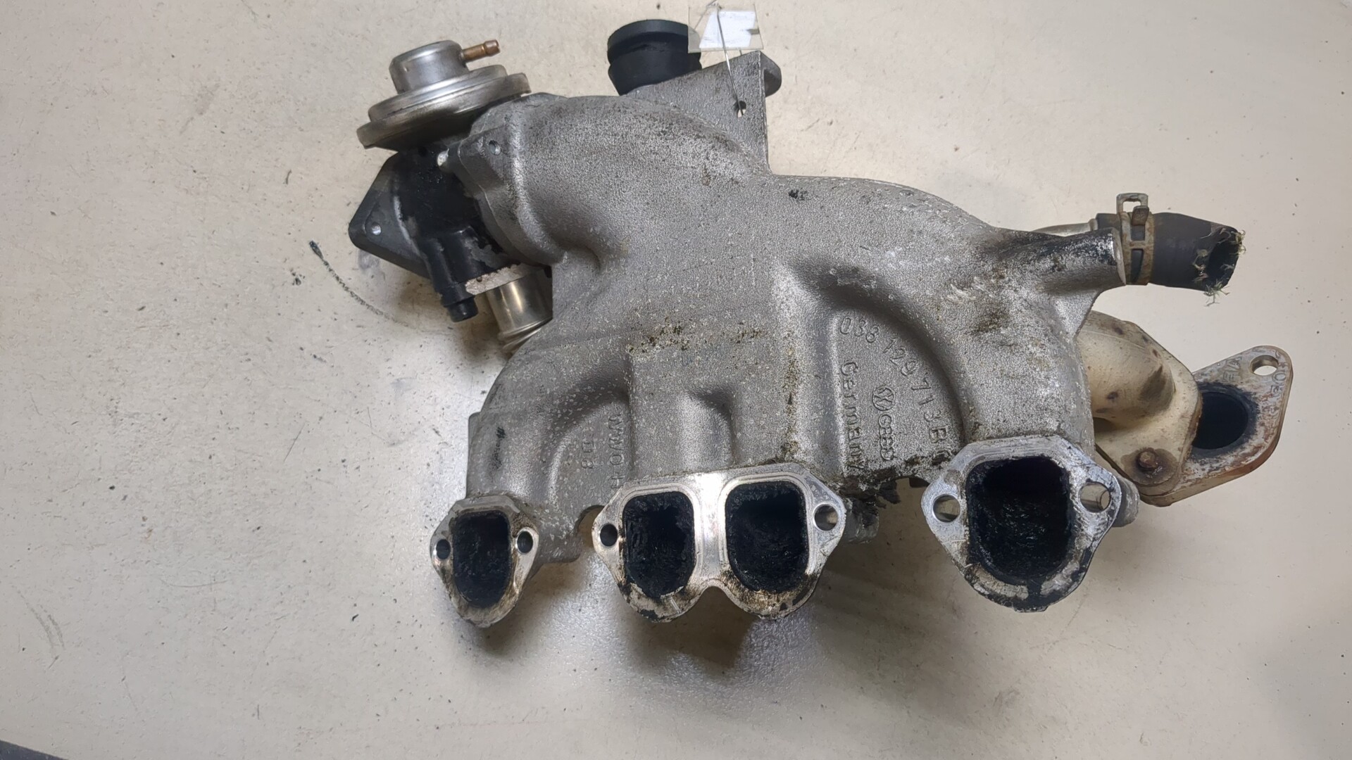 Коллектор впускной