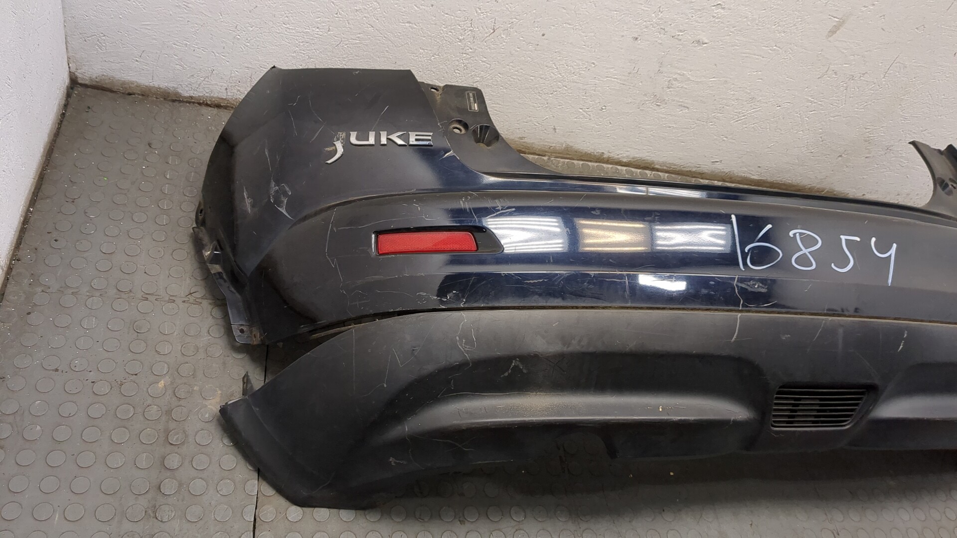 Бампер задний