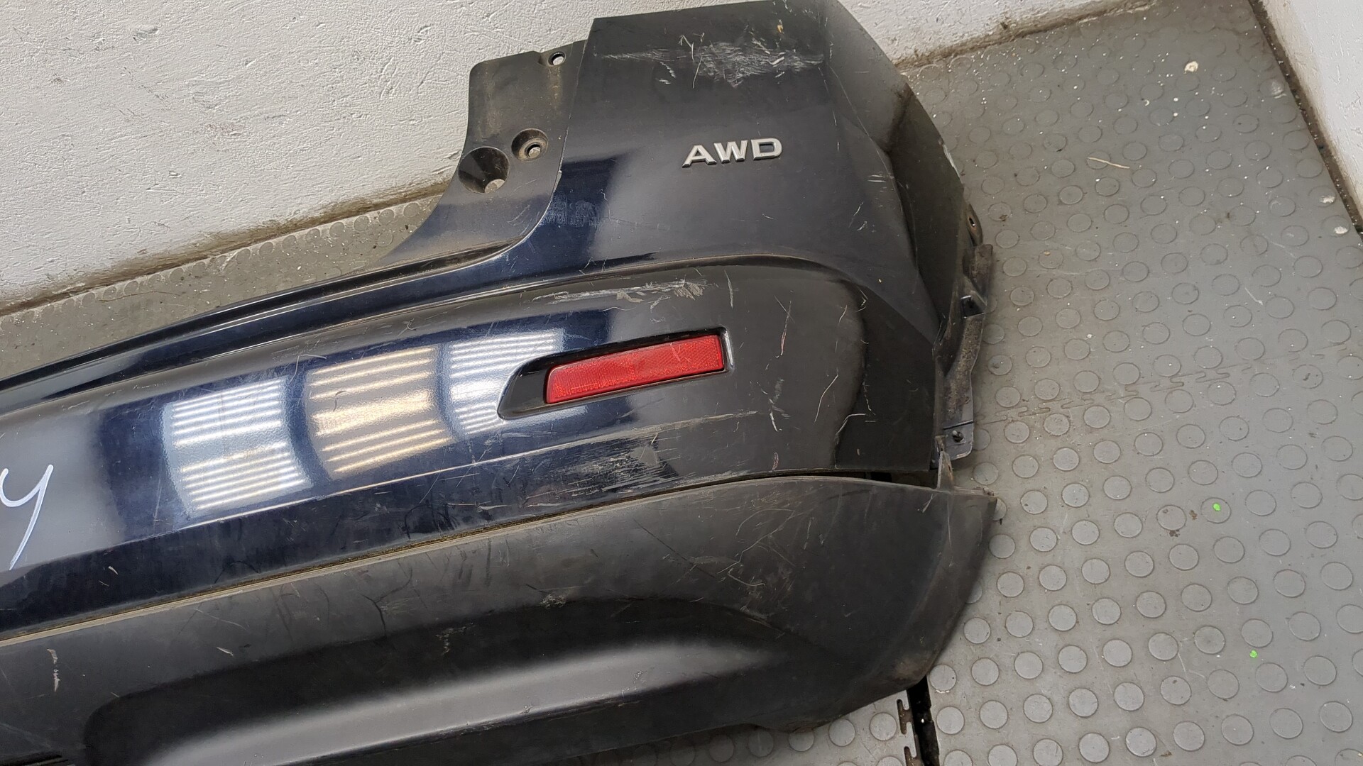 Бампер задний