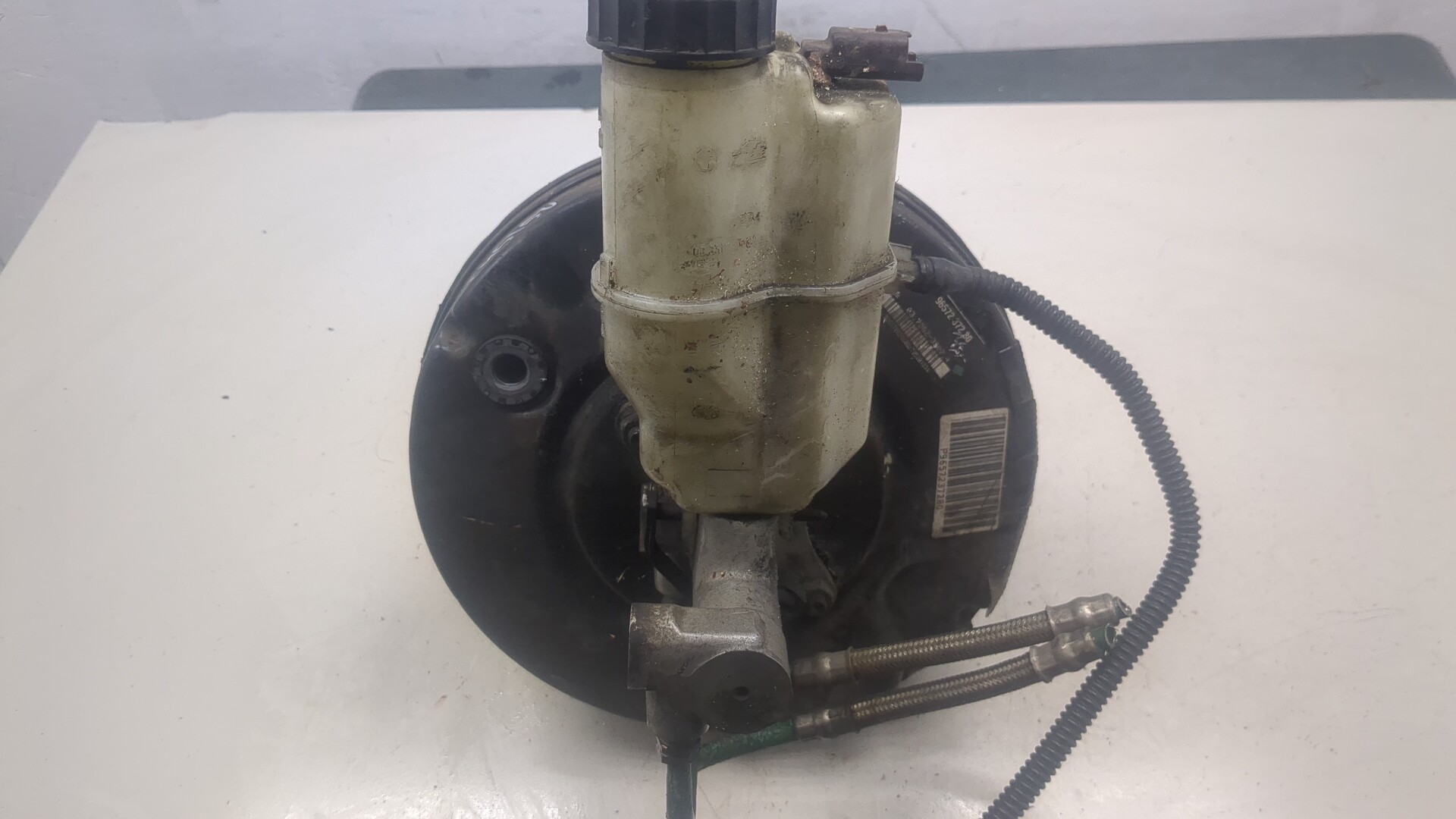 Цилиндр тормозной главный