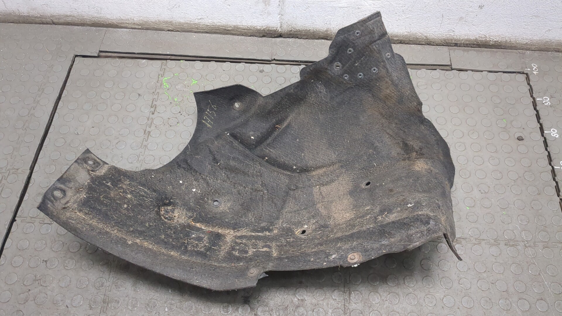 Локер передний правый