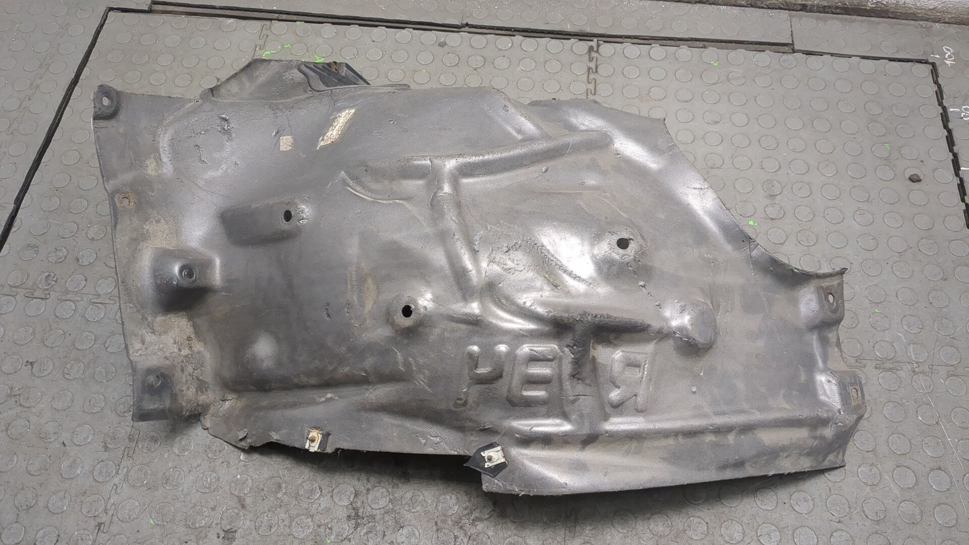 Локер передний правый