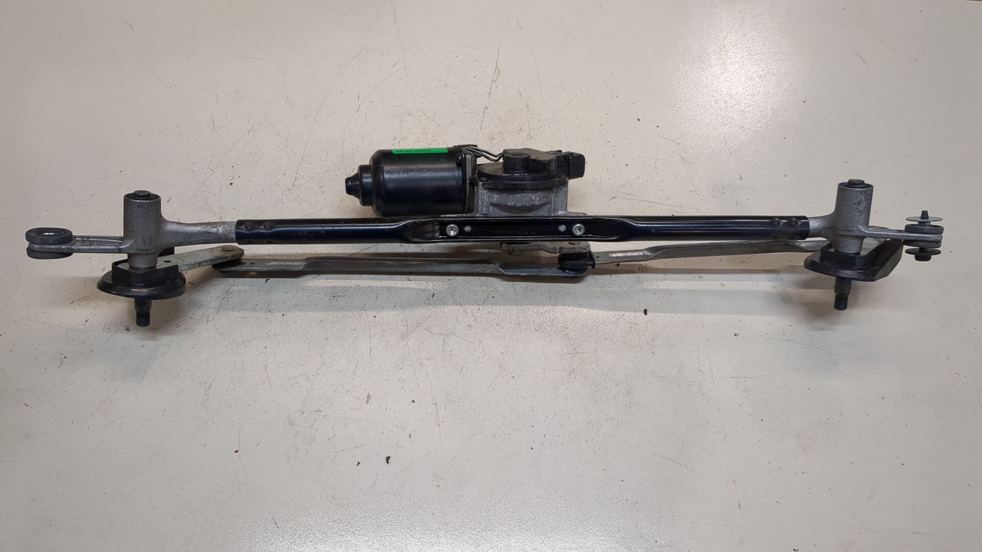 Трапеция стеклоочистителей