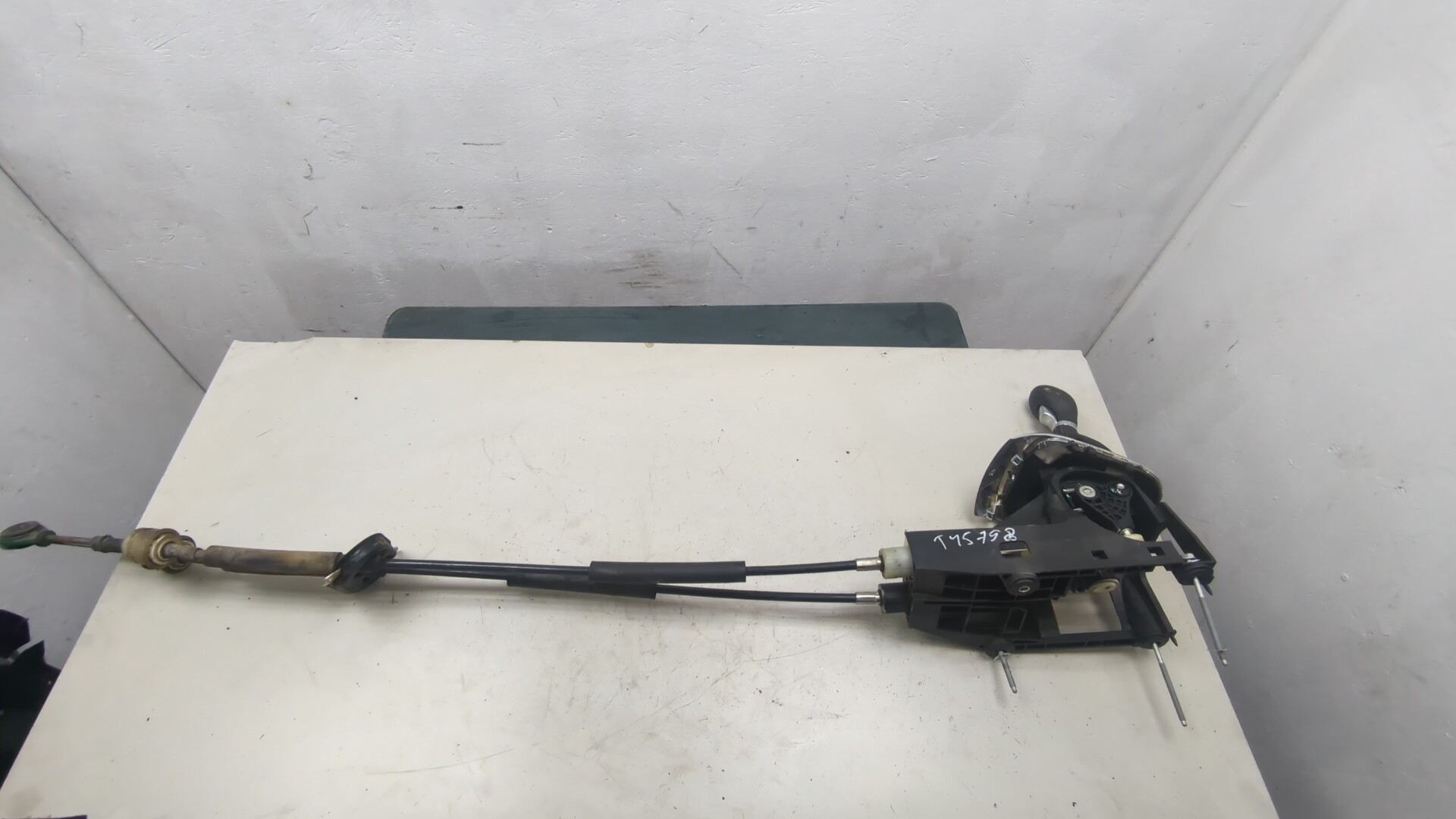 Кулиса МКПП / АКПП