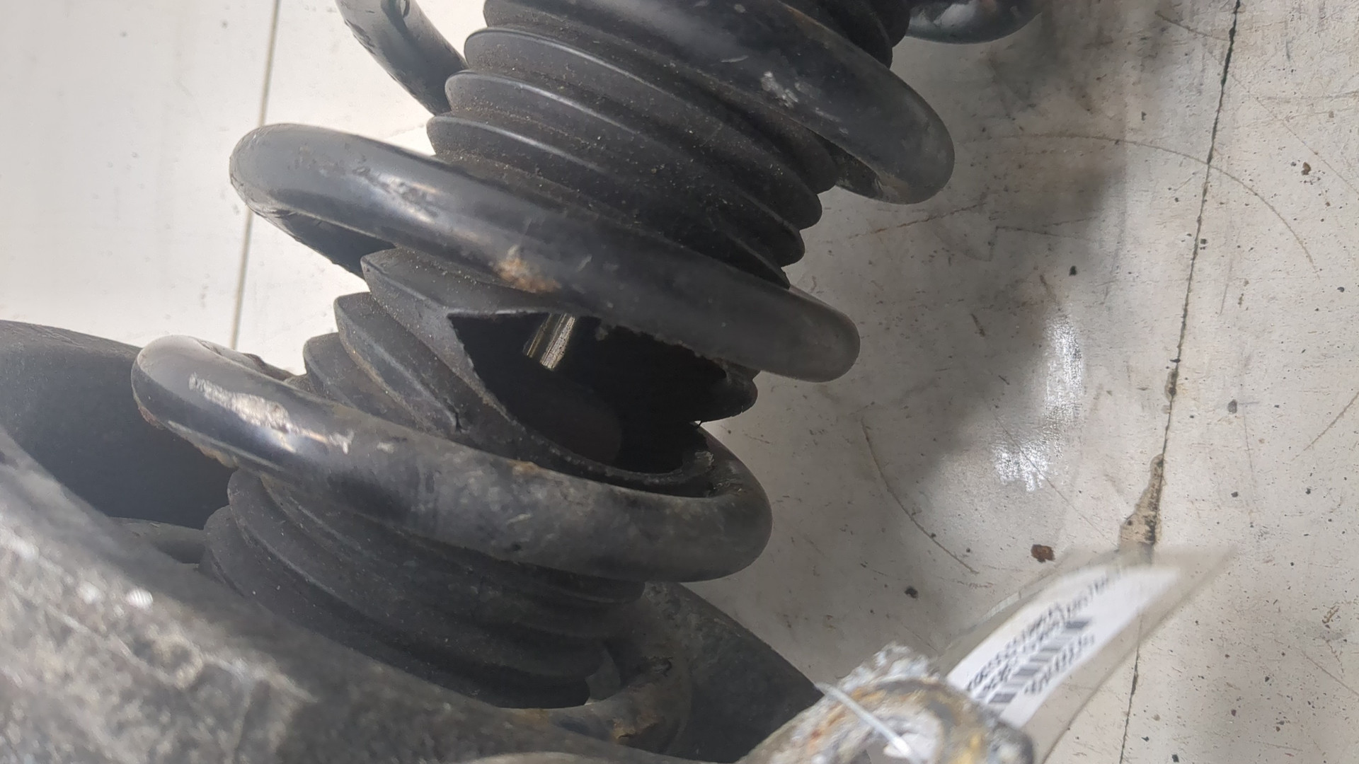 Амортизатор задний (стойка)