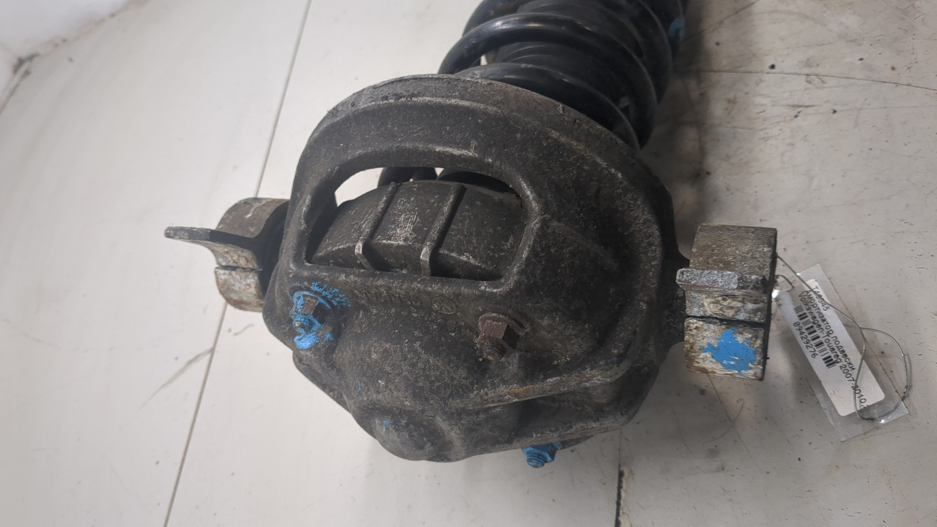 Амортизатор задний (стойка)