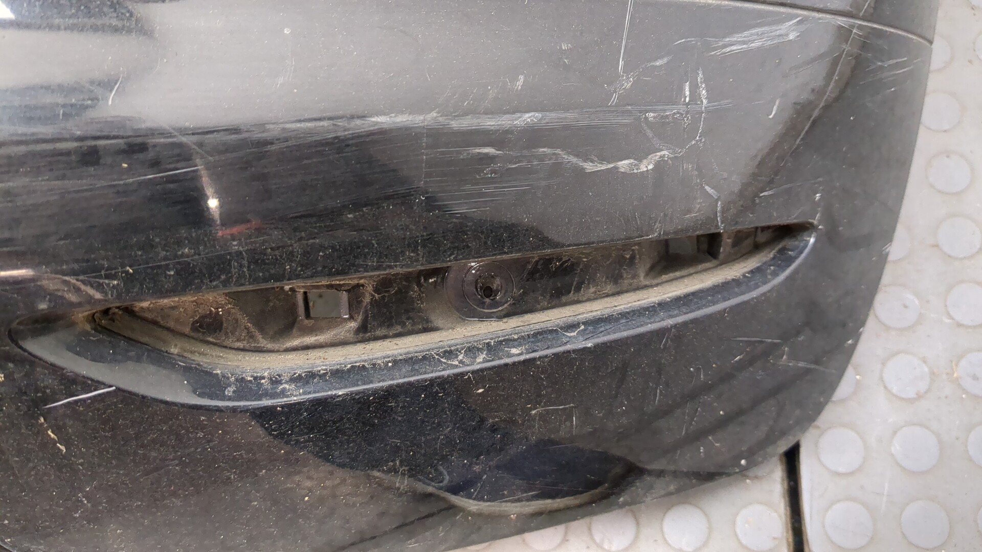 Бампер задний