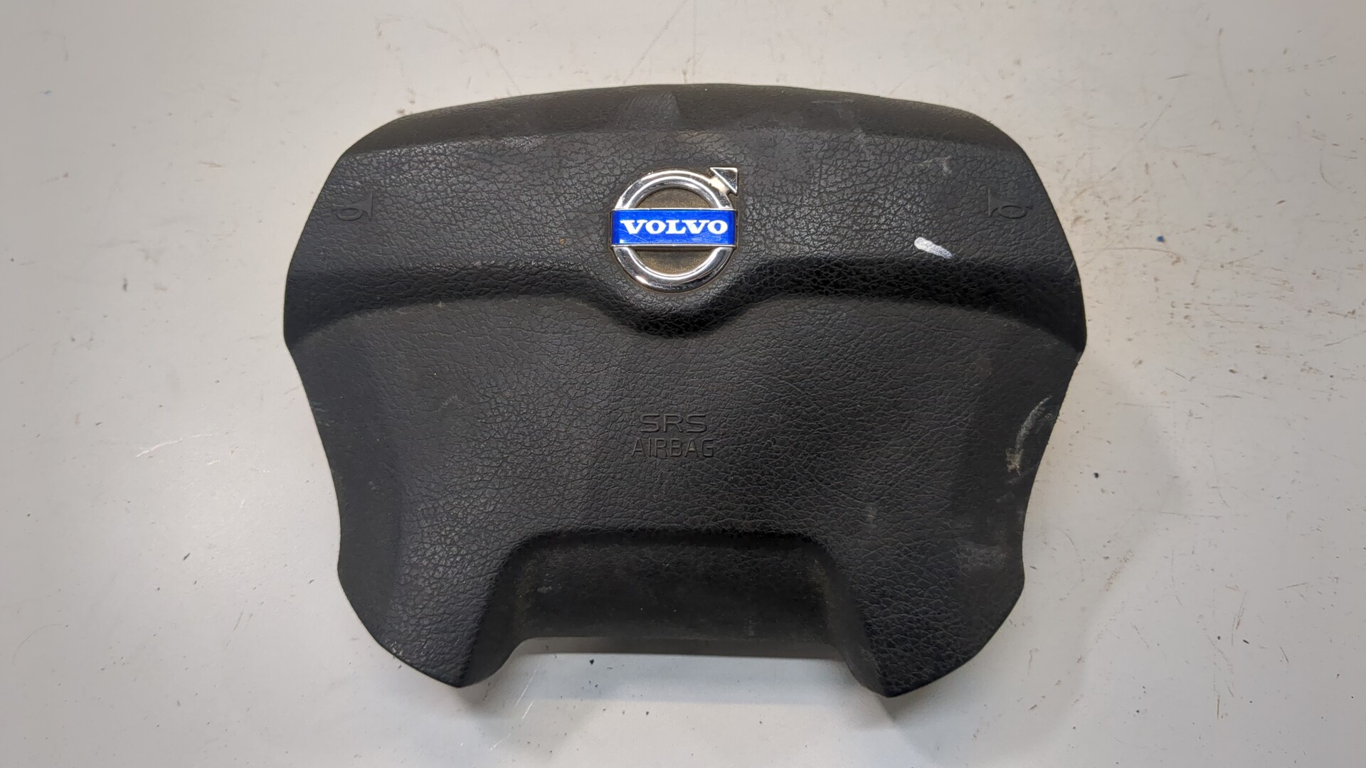 Подушка безопасности в рулевое колесо