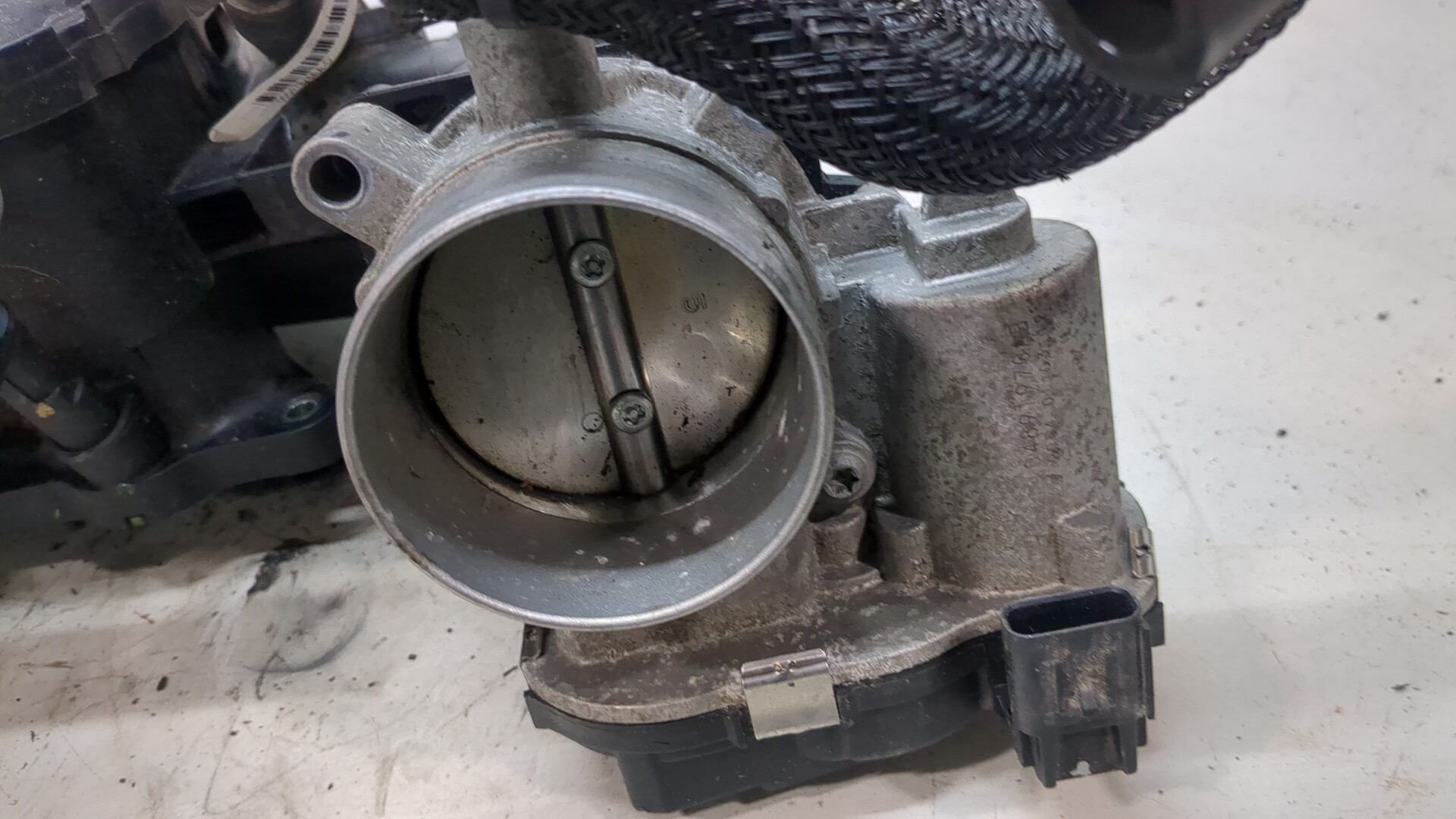 Коллектор впускной