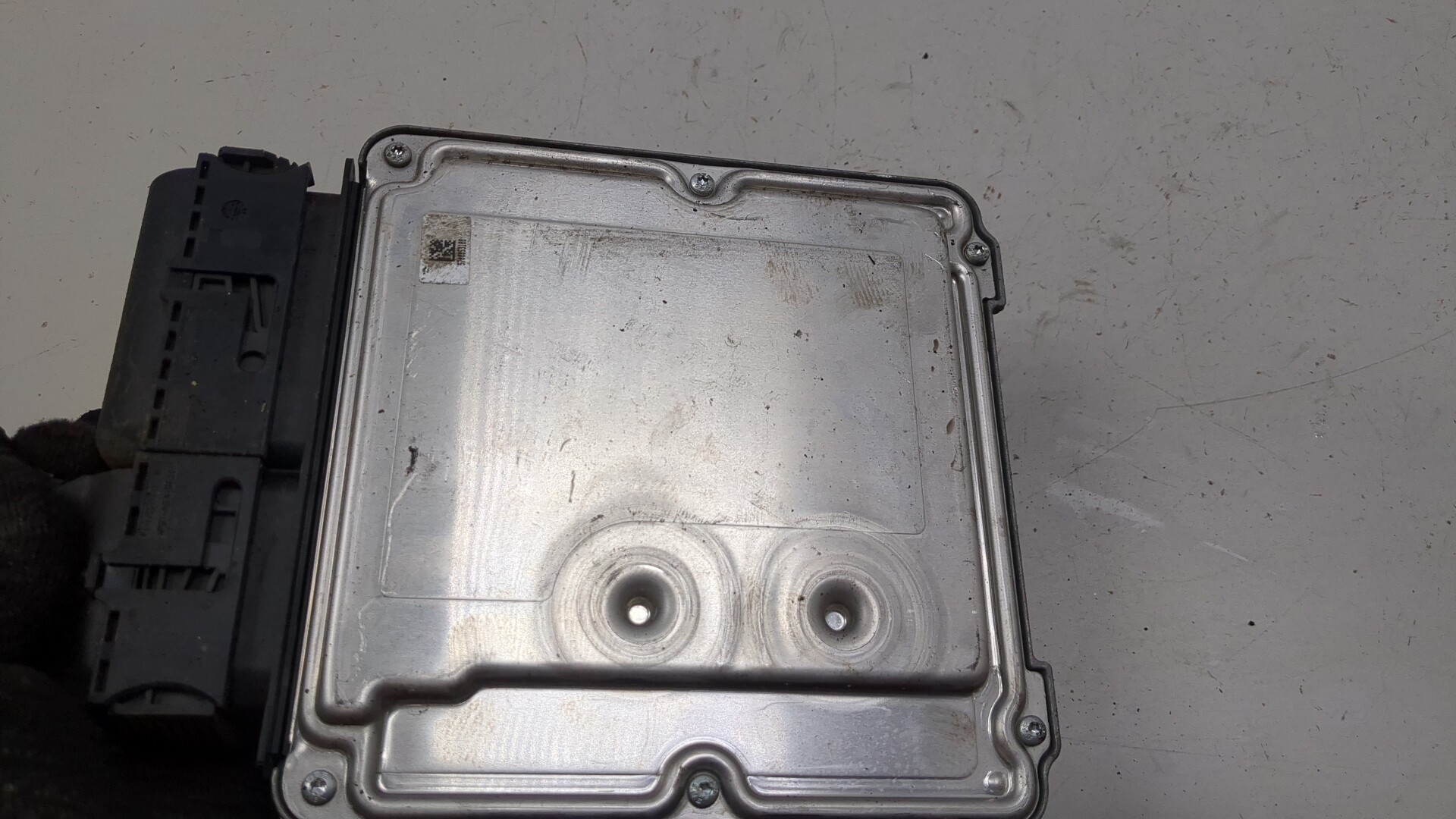 Блок управления двигателем