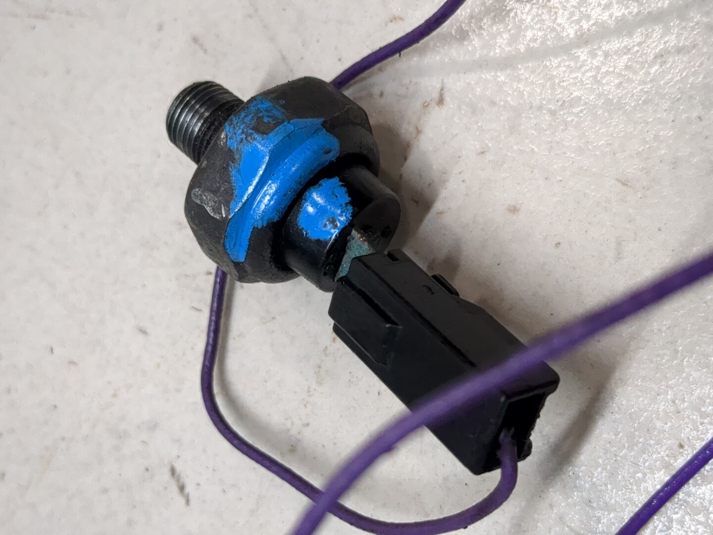 Датчик давления масла