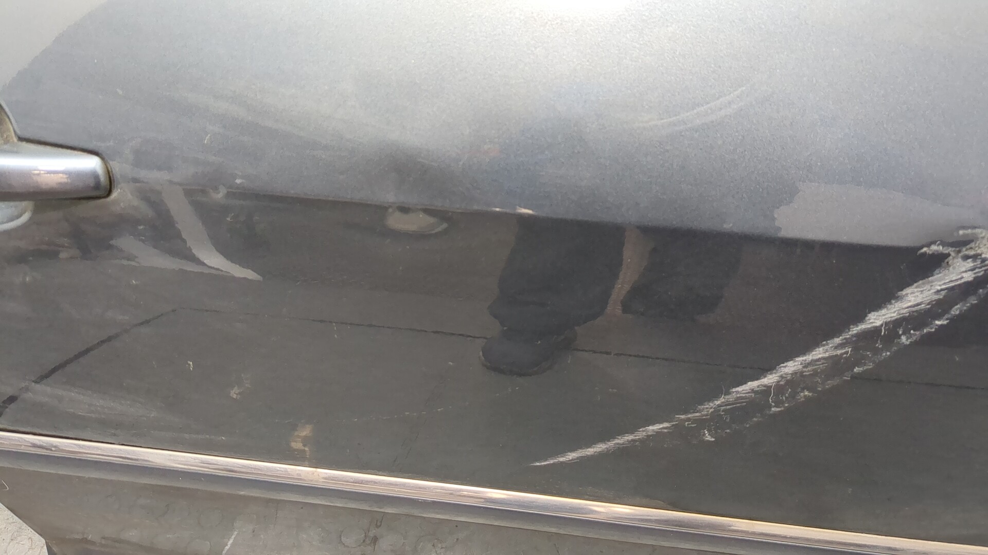 Дверь передняя правая