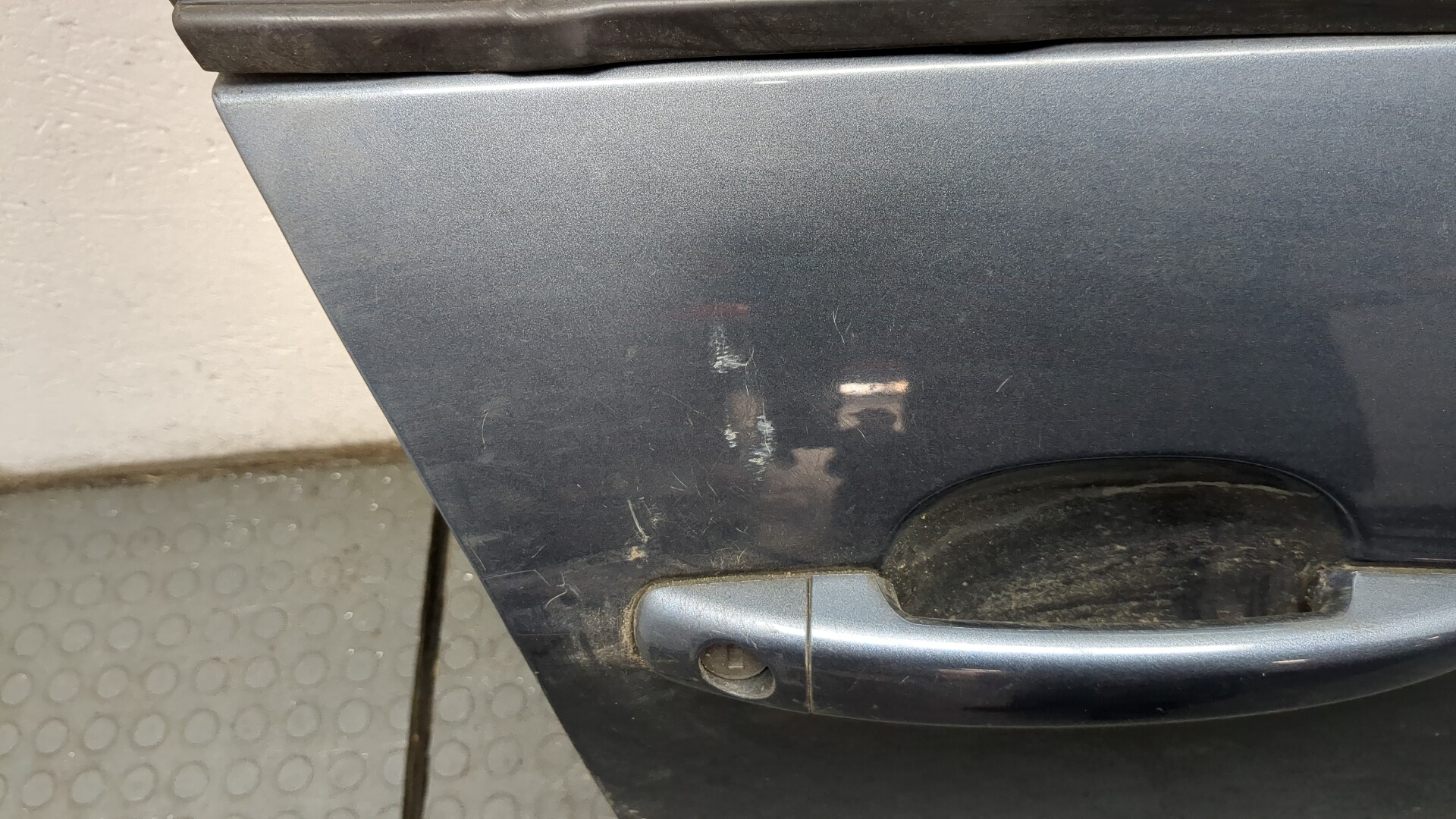 Дверь передняя правая