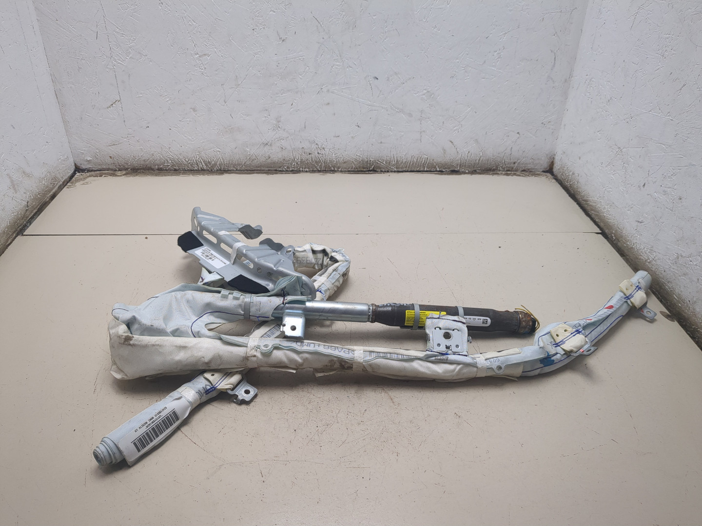 Подушка безопасности боковая (шторка)