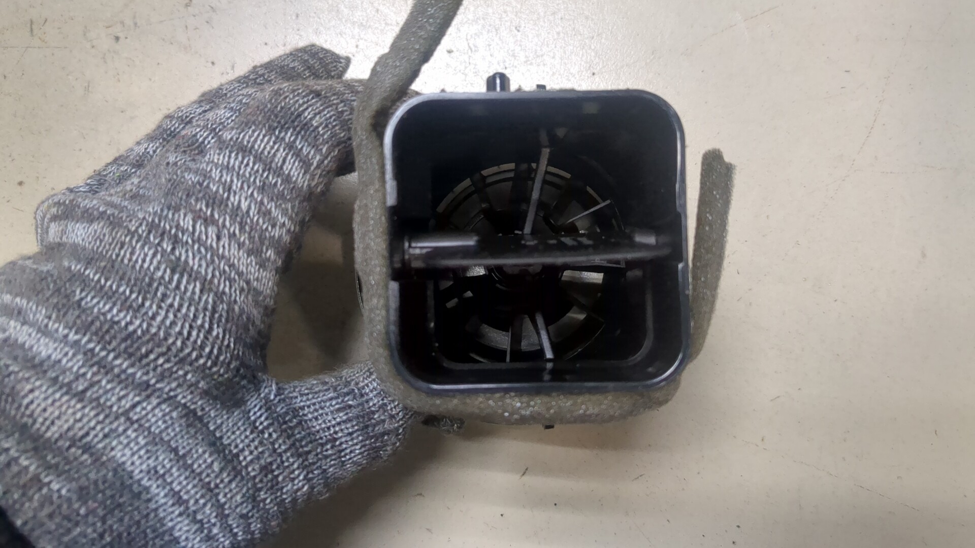 Дефлектор воздушный